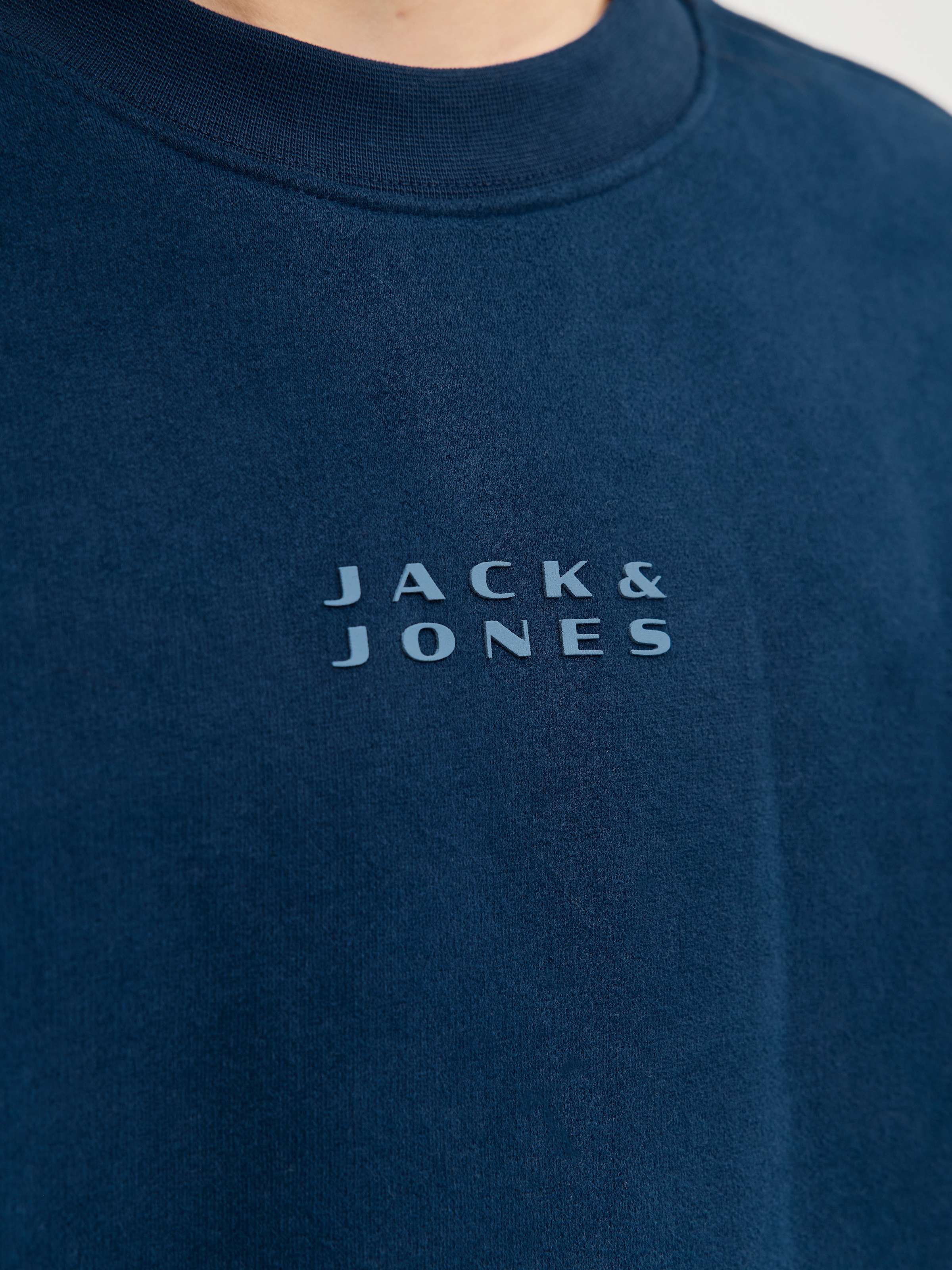 Jack & Jones Junior Sweatshirt »JCOPOINT SWEAT BADGE CREW NECK BF JNR«