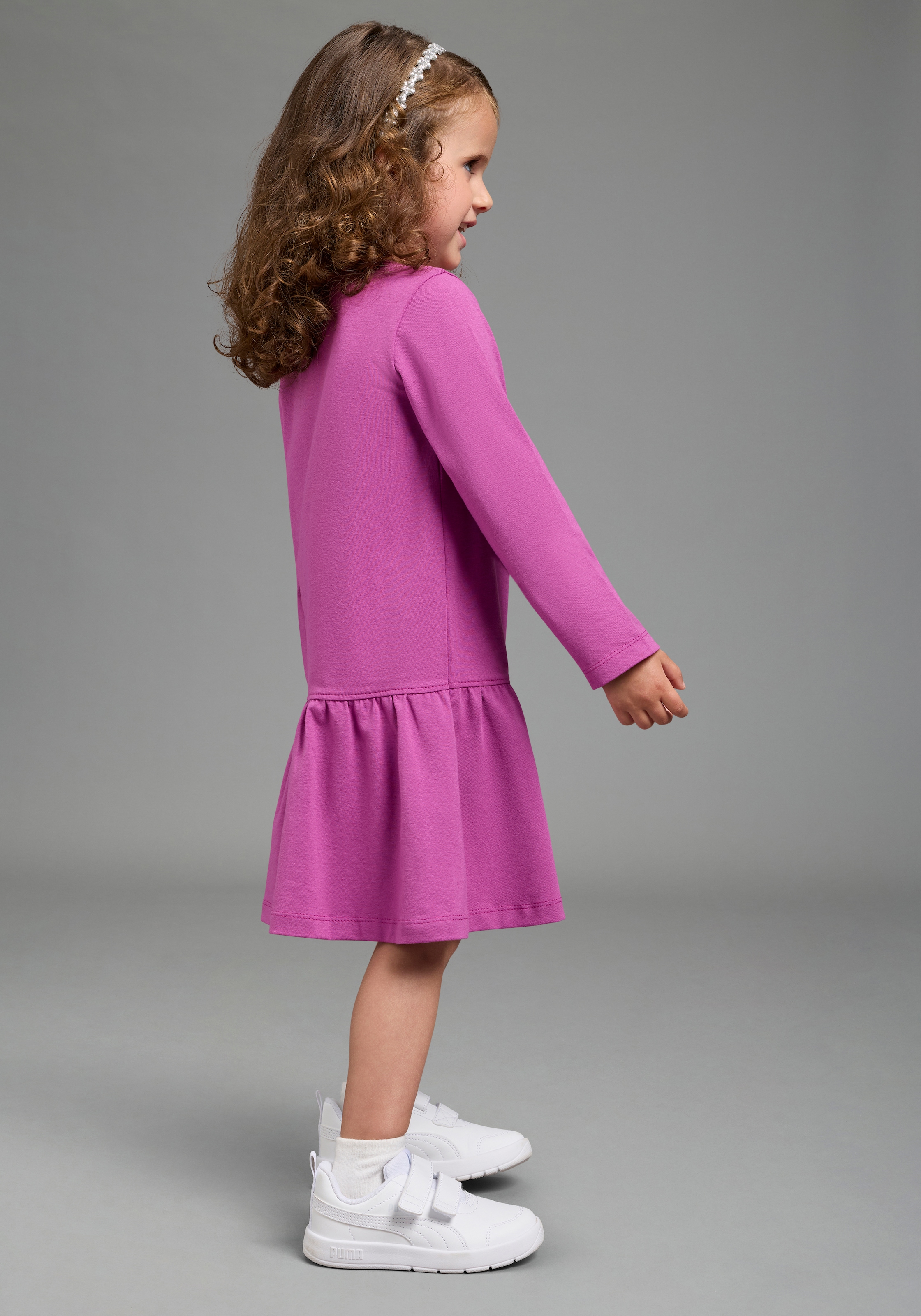 KIDSWORLD Robe en jersey »HAPPY GLITZER TAG« longueur au-dessus du genou, look ludique, en mélange de coton