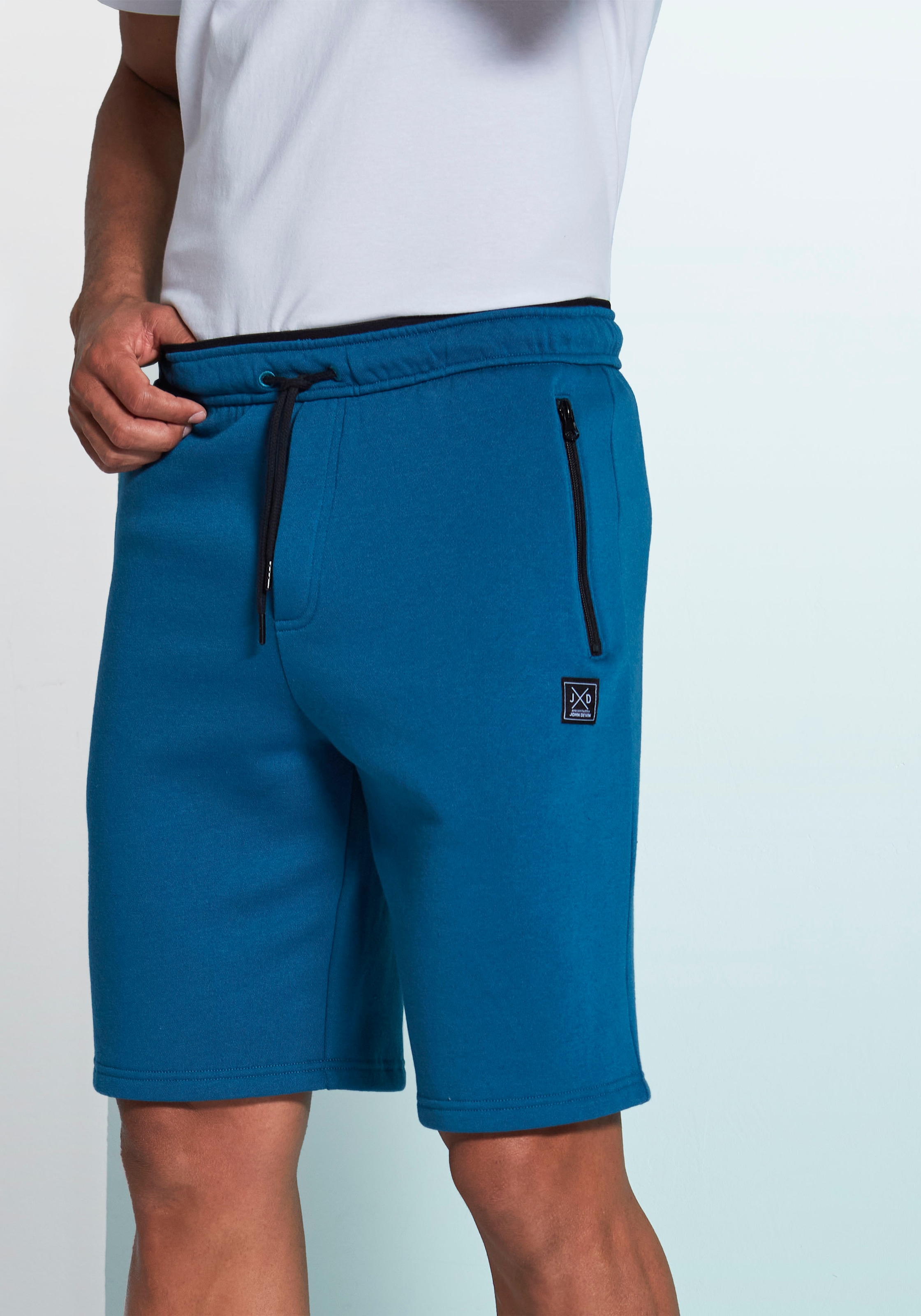 John Devin Sweatshorts, seitliche Taschen mit schwarzem Reissverschluss