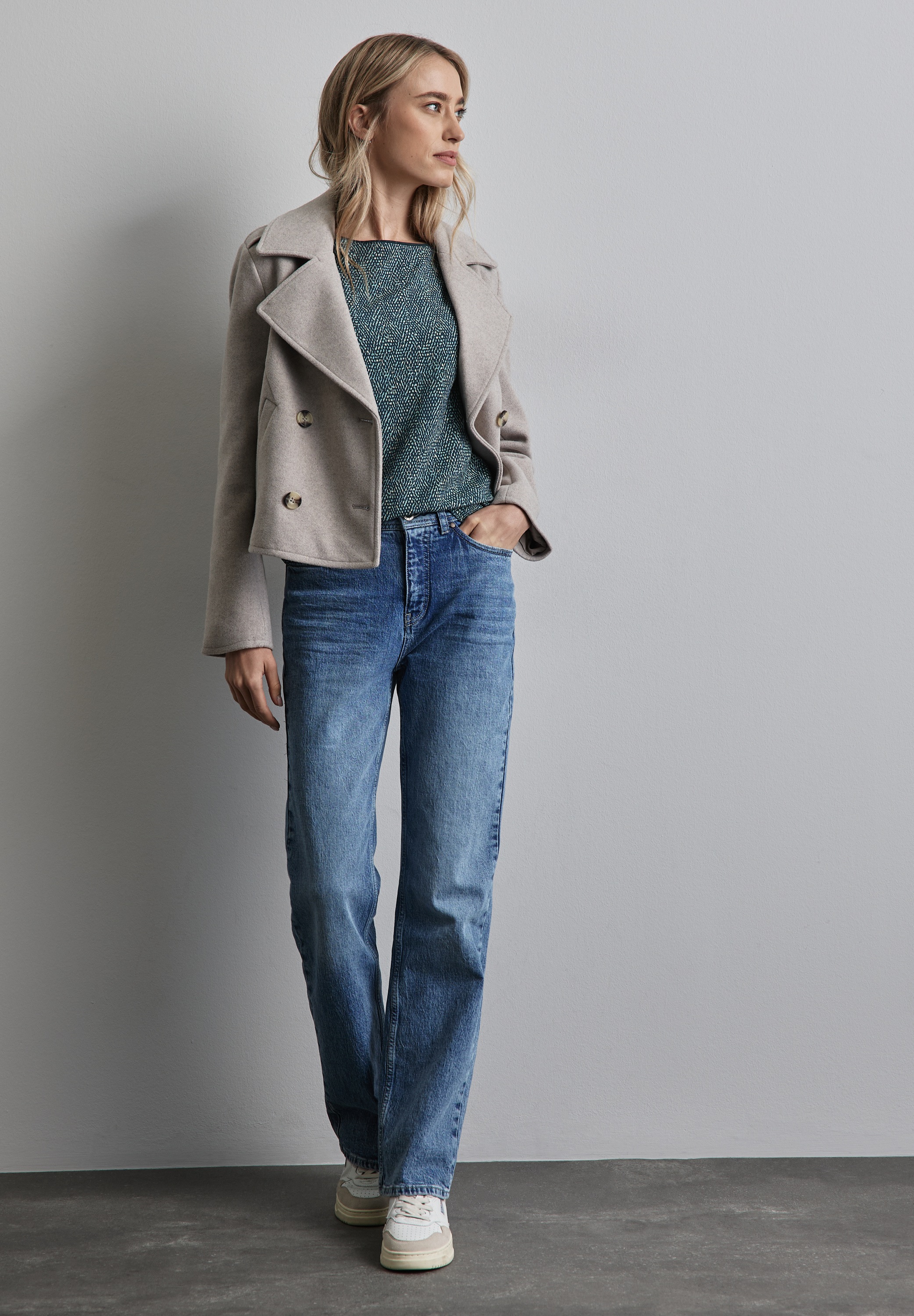 STREET ONE Langarmshirt, mit grafischem Allover-Muster