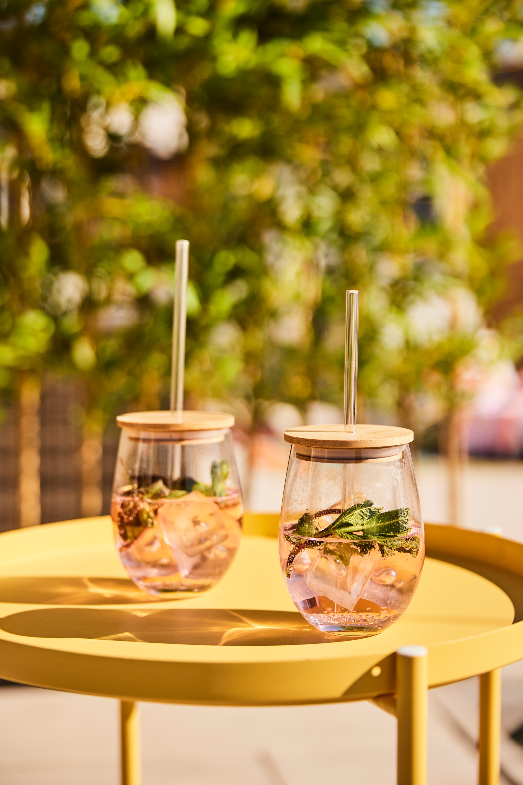 Zeller Present Gläser-Set 4-teilig, inkl. Trinkhalm, 500 ml