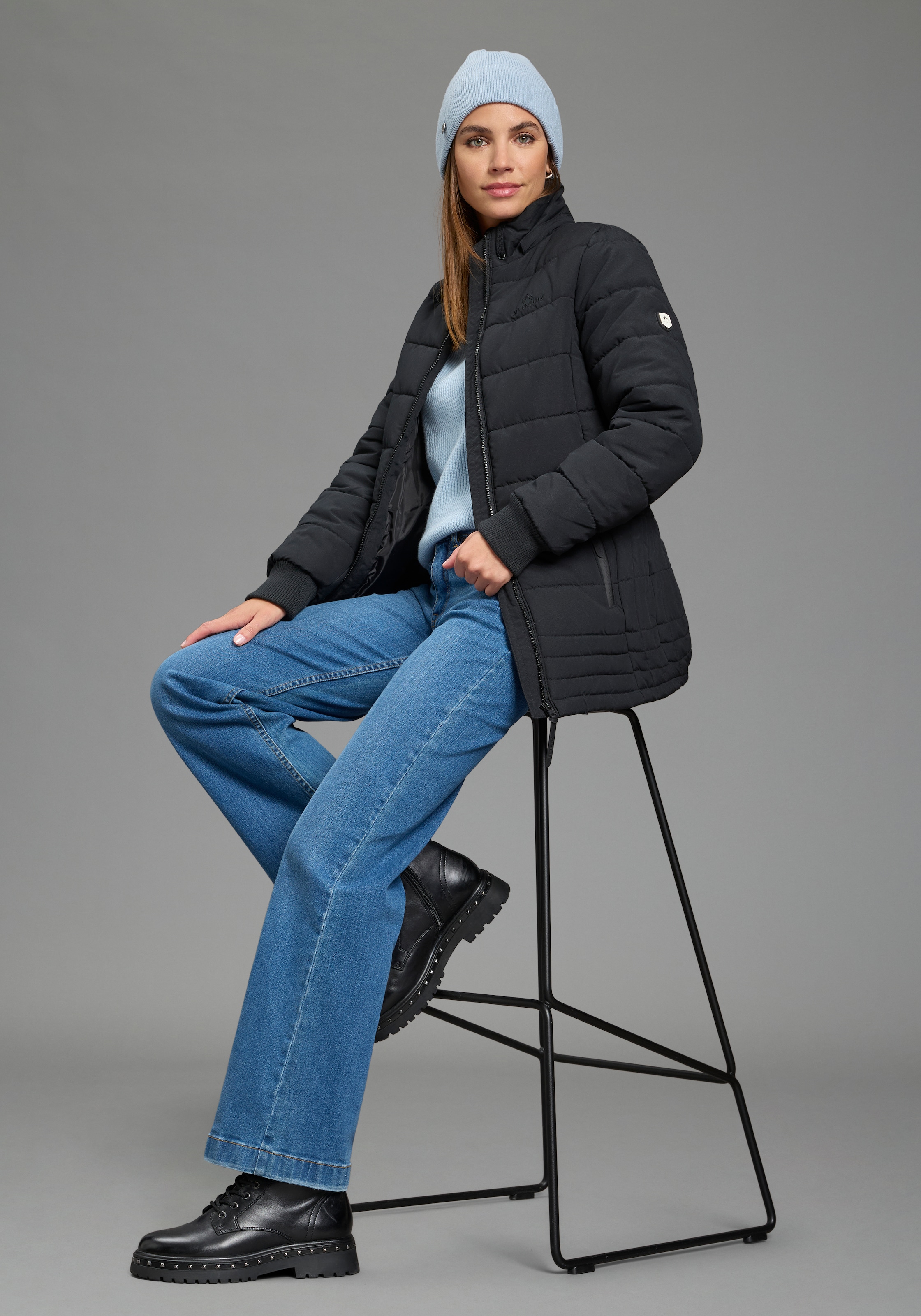 ALPENBLITZ Steppjacke »Flockenwirbel« mit Kapuze für den Übergang,  aus leichtem Material,  unifarbenes Design