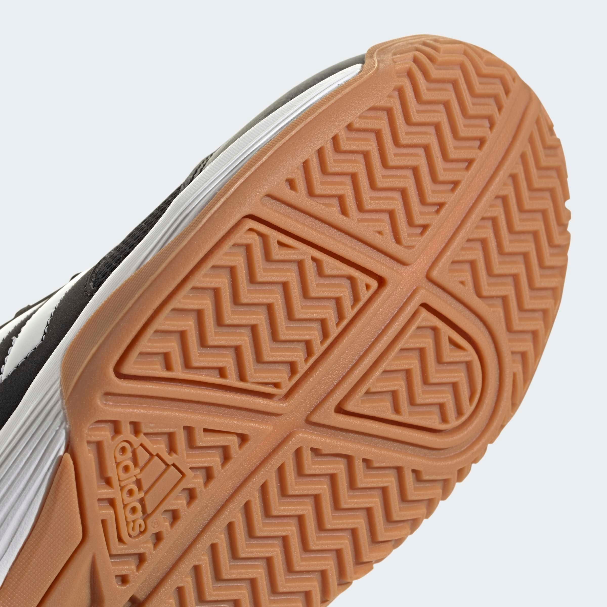 adidas Performance Chaussures d'intérieur »SPEEDCOURT IN«  geeignet für jeden Hallensport