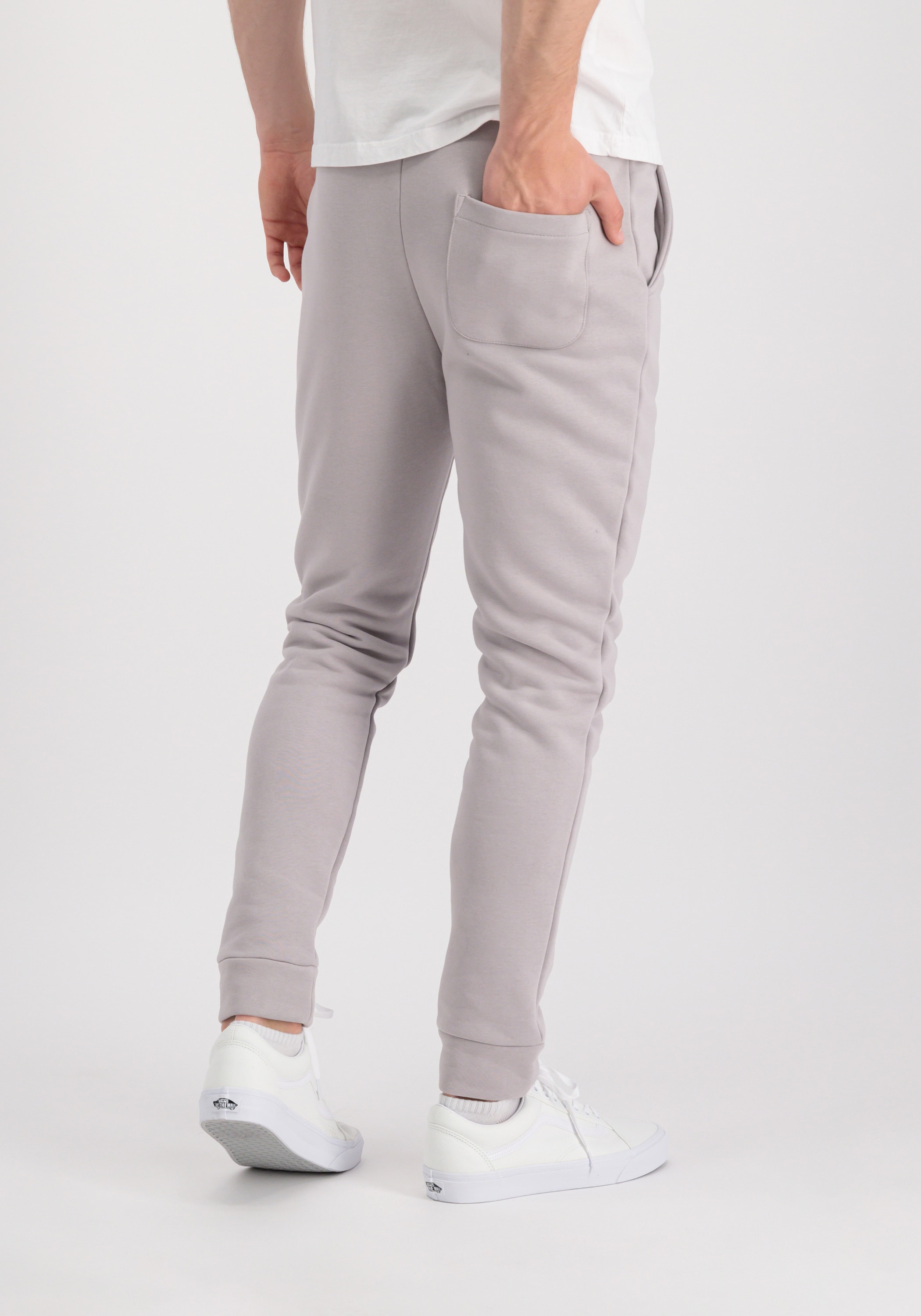 Alpha Industries Jogginghose »Alpha Industries Men - Jogger Organics EMB Jogger«