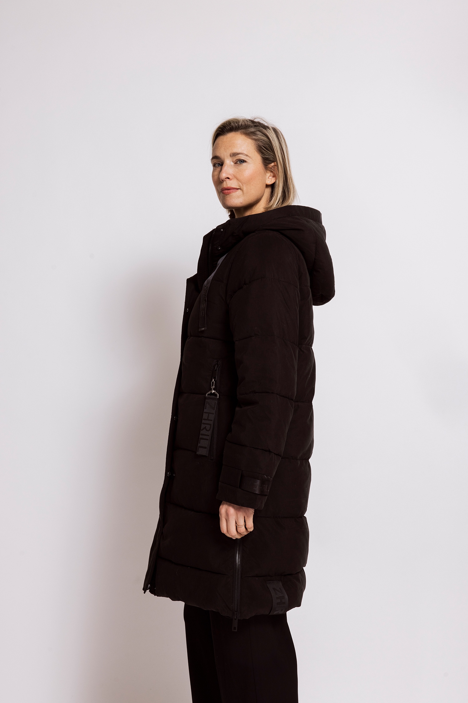 Zhrill Manteau matelassé »JEN« Winter-Mantel mit Kapuze und aus Lyocell und Polyamid, Casual Passform