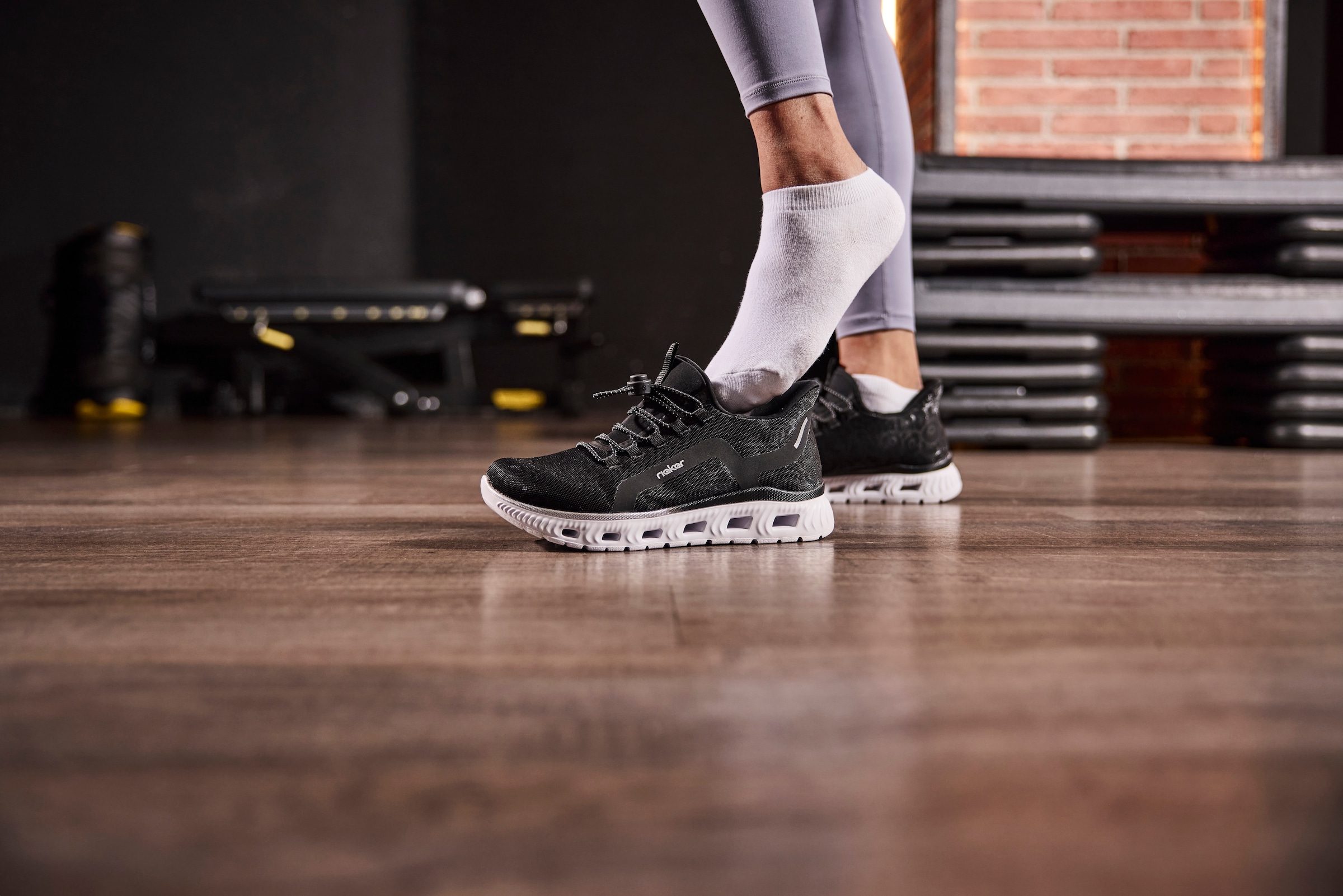 RIEKER Sport Slip-On Sneaker  , Freizeitsneaker, Schlupfschuh in Leo-Optik, mit MemoSoft-Innensohle