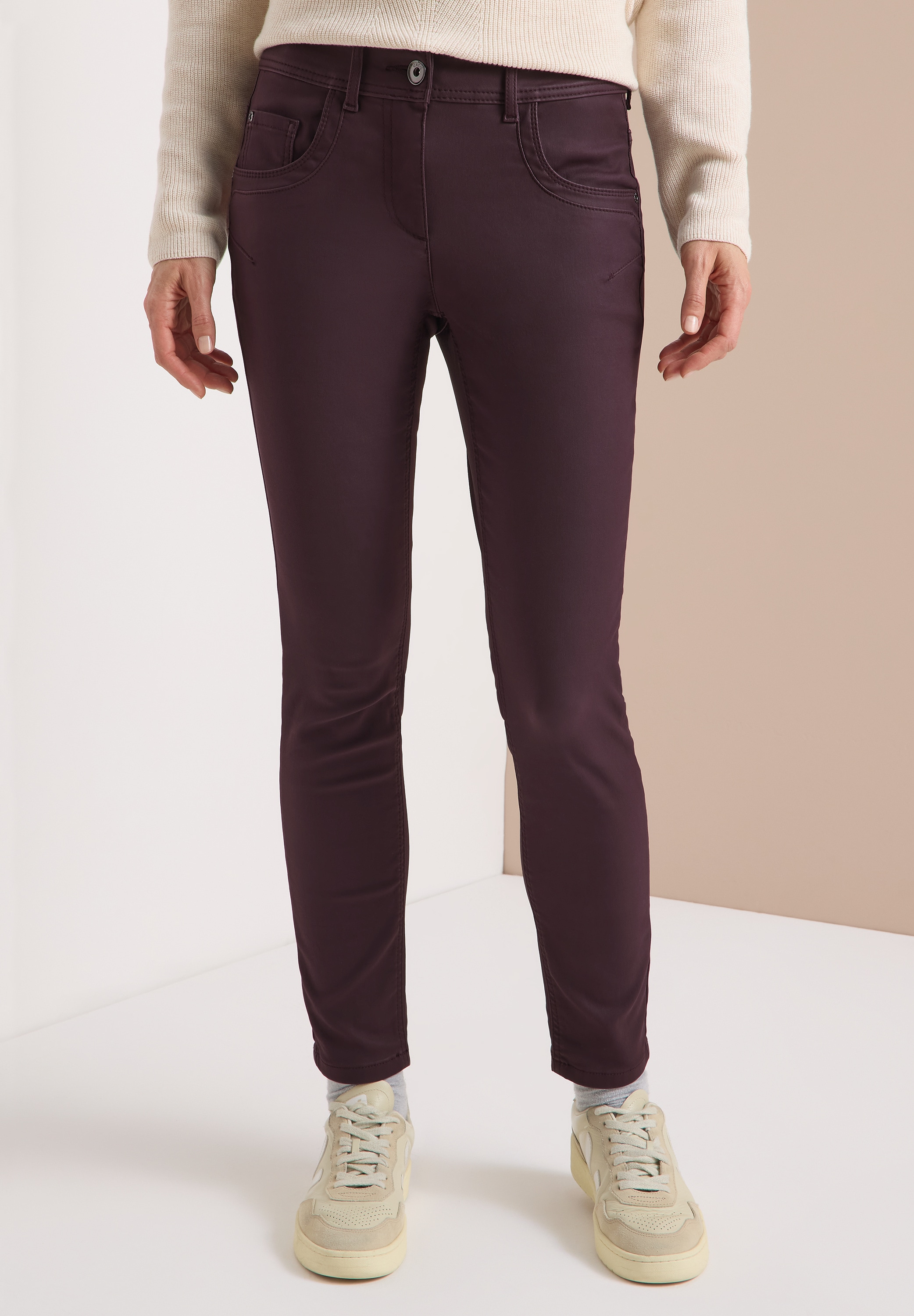 Image of Cecil 5-Pocket-Hose "Style Toronto" im Leder-Look, mit leicht glänzender Beschichtung