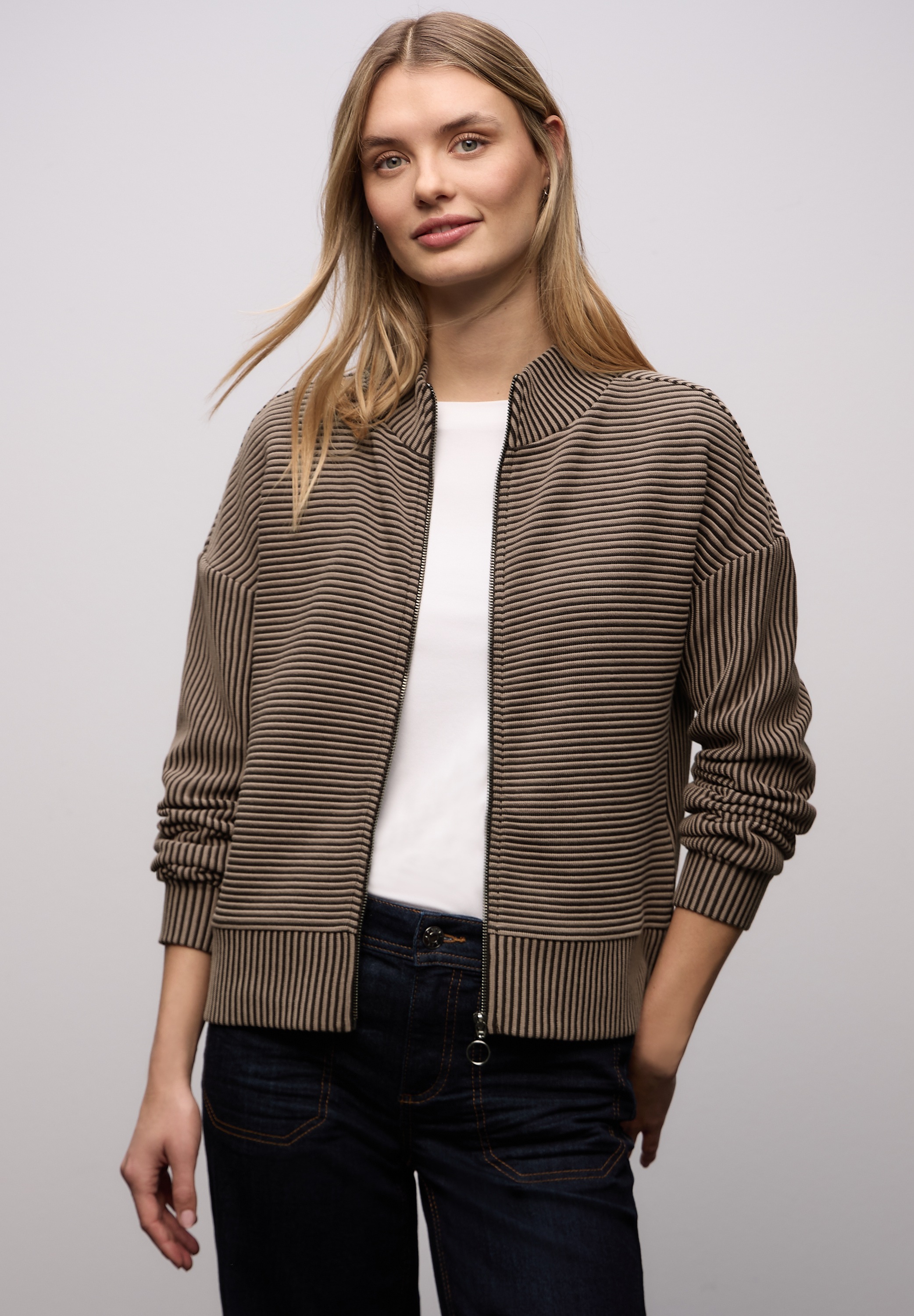 STREET ONE Strickjacke Sweatjacke in Two-Tone-Optik