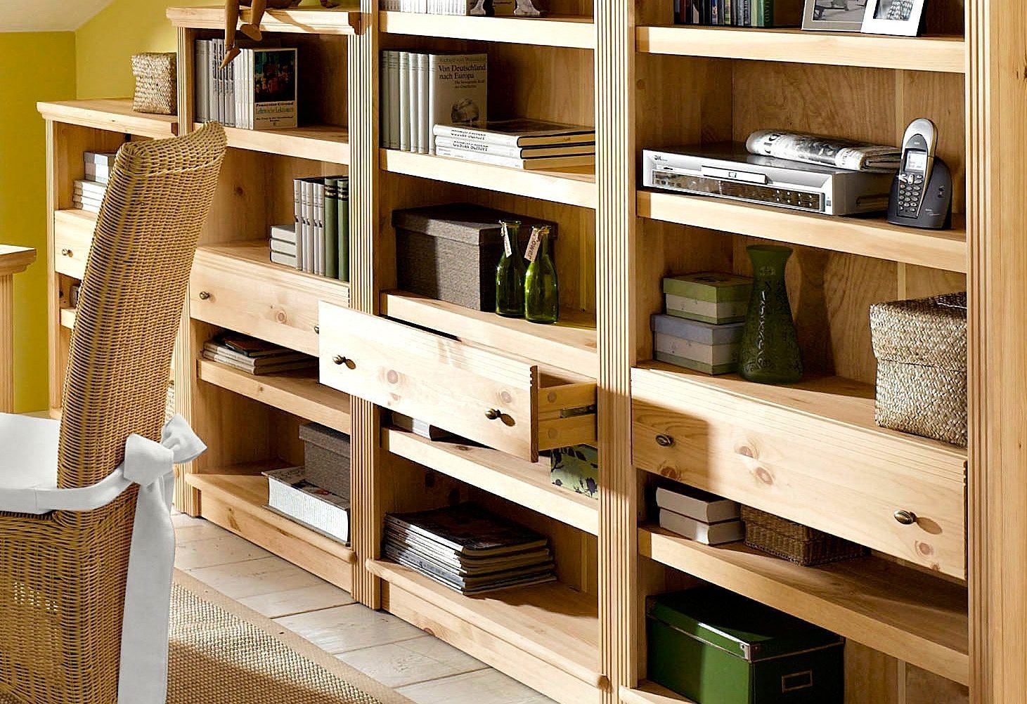 Image of Home affaire Schublade »Soeren«, aus massiver Kiefer bei Ackermann Versand Schweiz