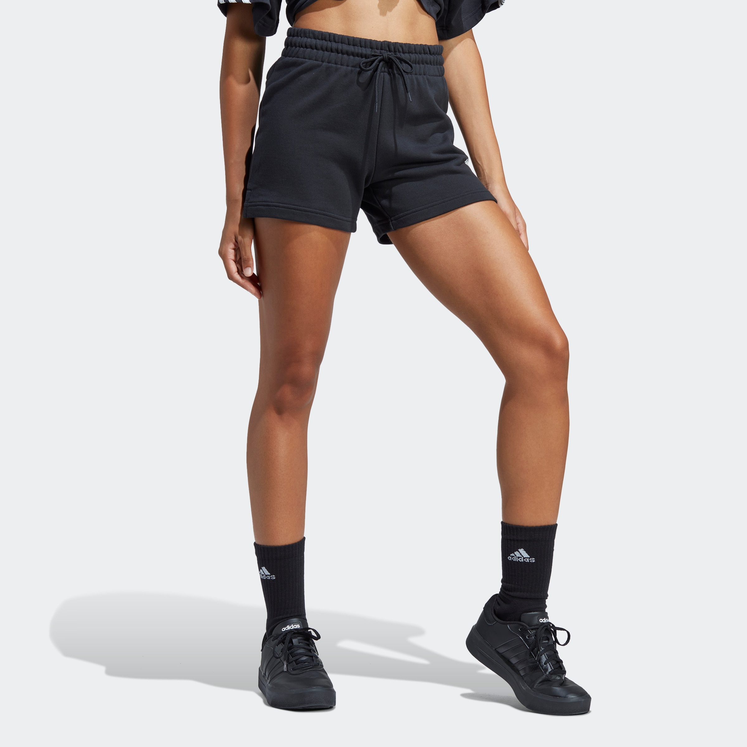 ♕ adidas Sportswear Shorts »W LIN FT SHO«, (1 tlg.) versandkostenfrei  kaufen
