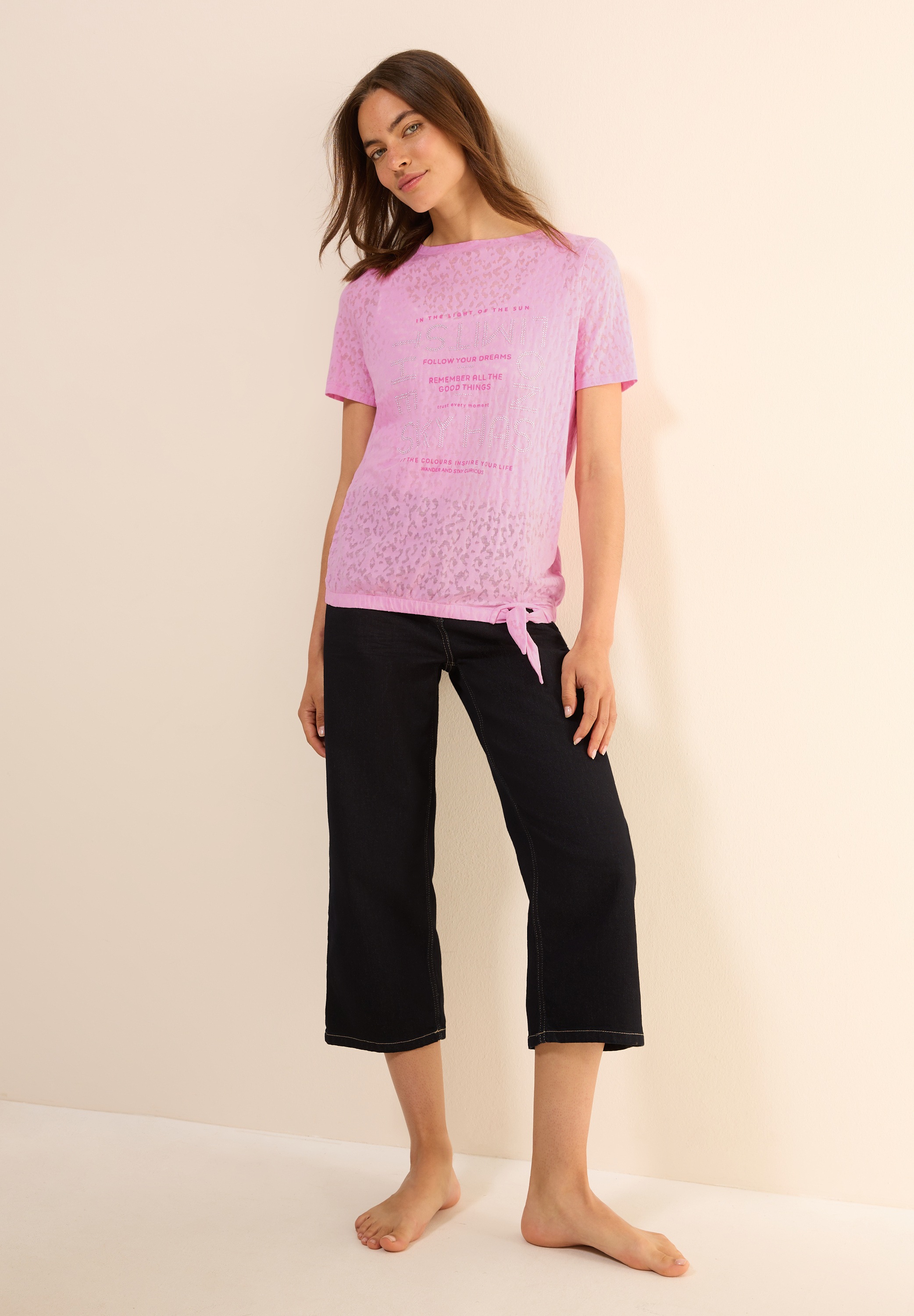 Cecil mit Schmucksteinen