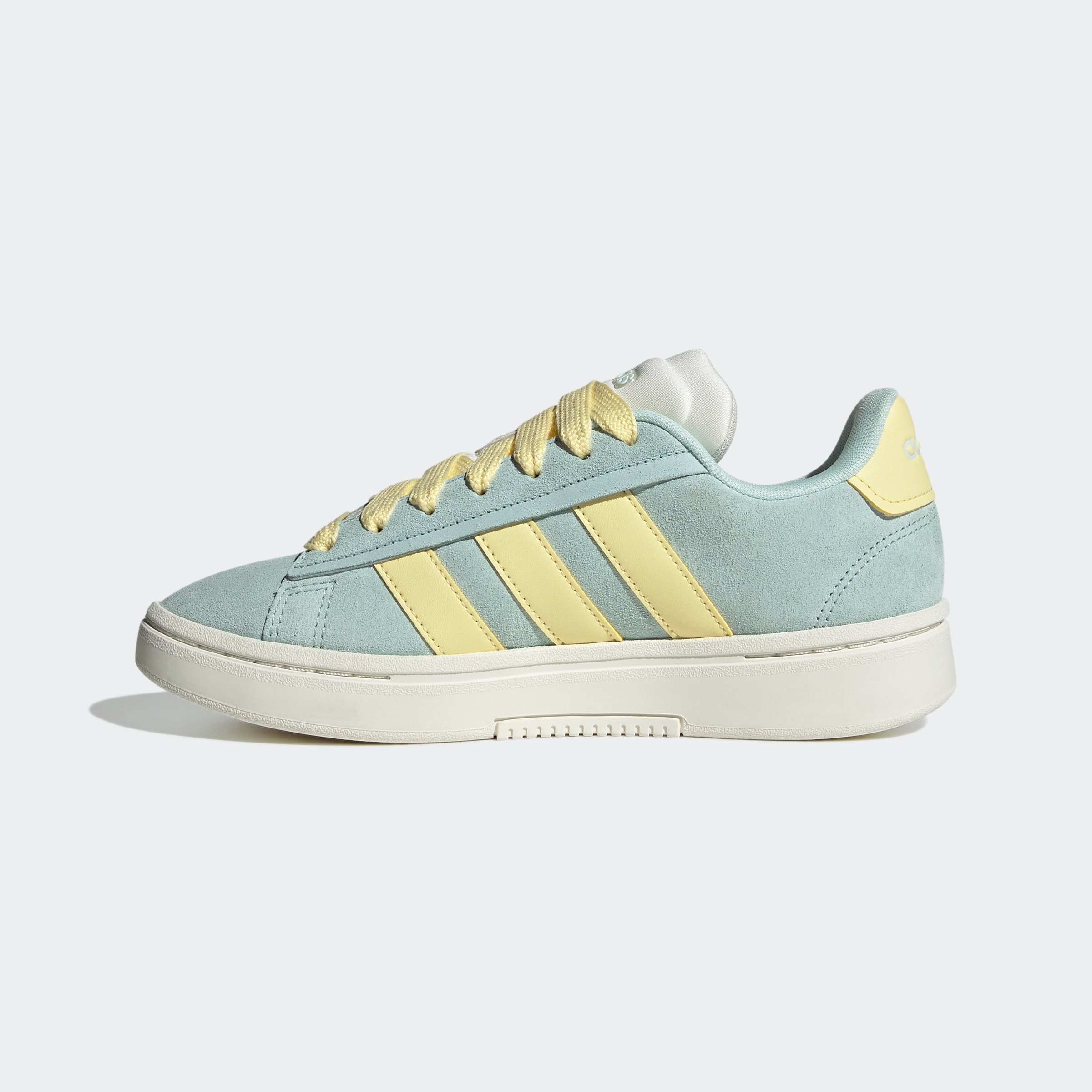 adidas Sportswear Sneaker »GRAND COURT ALPHA«, Design inspiriert vom adidas Campus 00