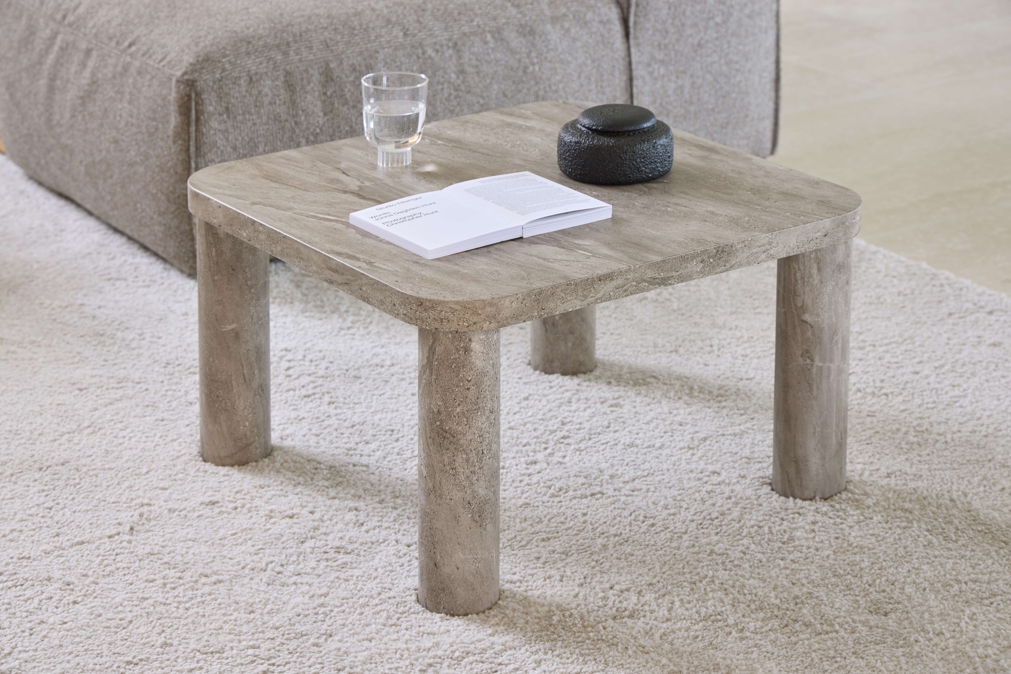 ACTONA GROUP Table basse »Solano« 1 cuis tlg. Aspect marbre gris, pieds robustes, FSC™