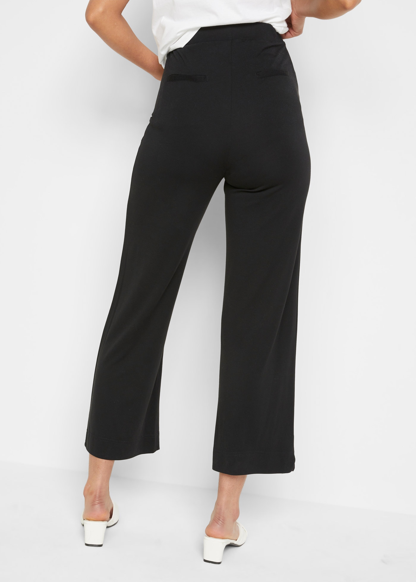 bonprix Pantalon de grossesse  Culotte in 7/8-Länge, bequemer, elastischer Bund