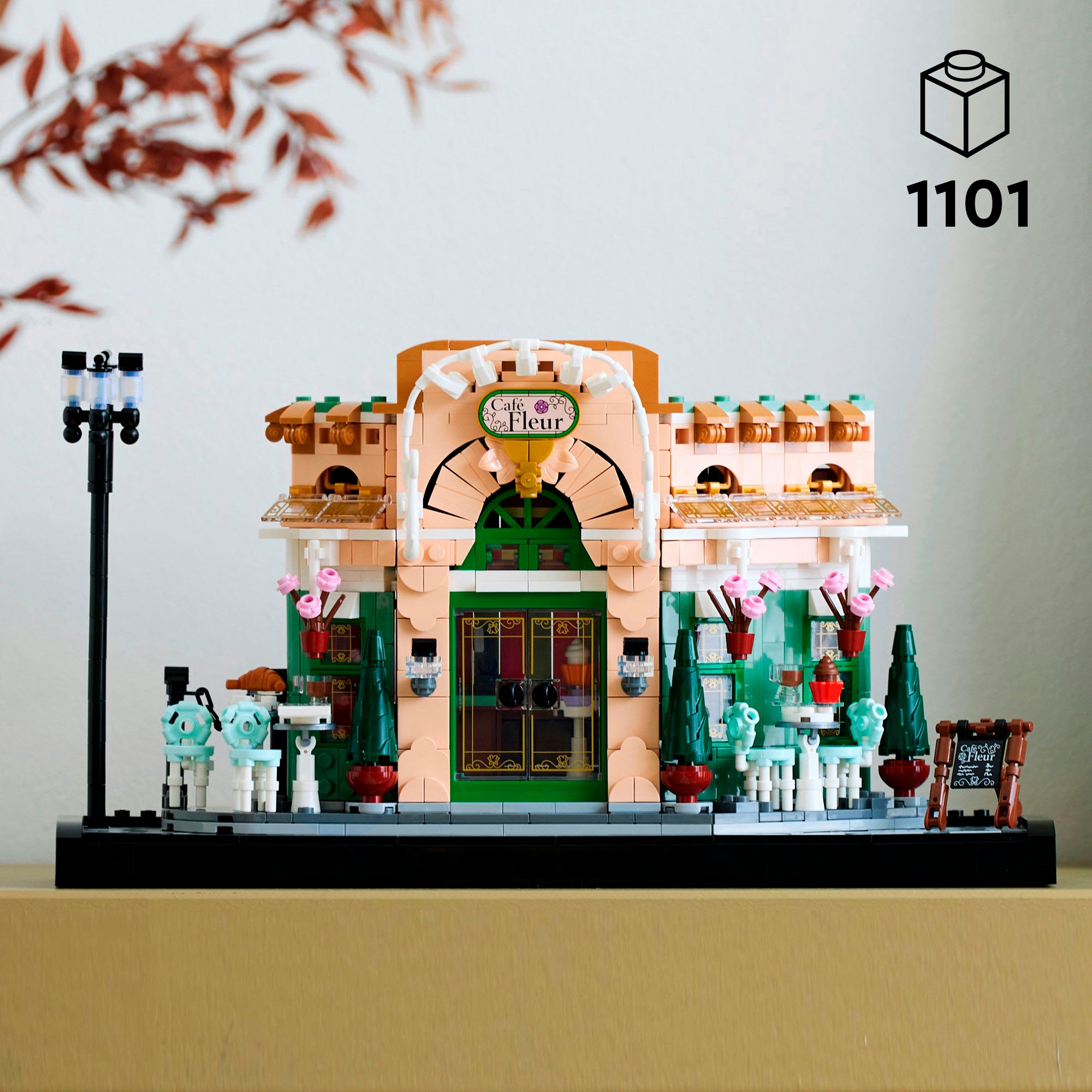 LEGO® Konstruktionsspielsteine »Französisches Café (10362), LEGO® Icons« Made in Europe