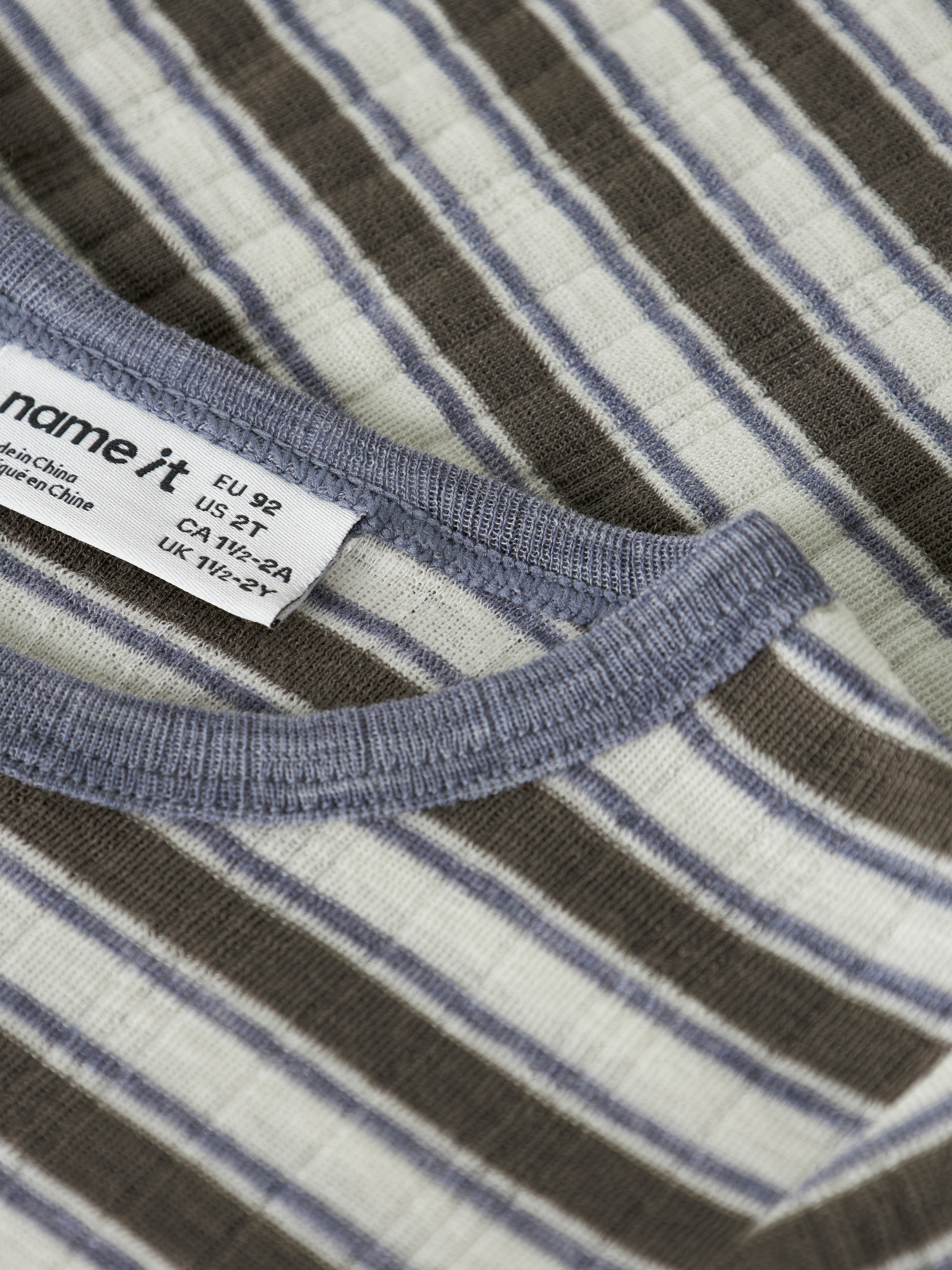 Name It T-shirt à manches longues »NMMWANG WOOL NEEDLE LS TOP NOOS« Laine, coupe régulière