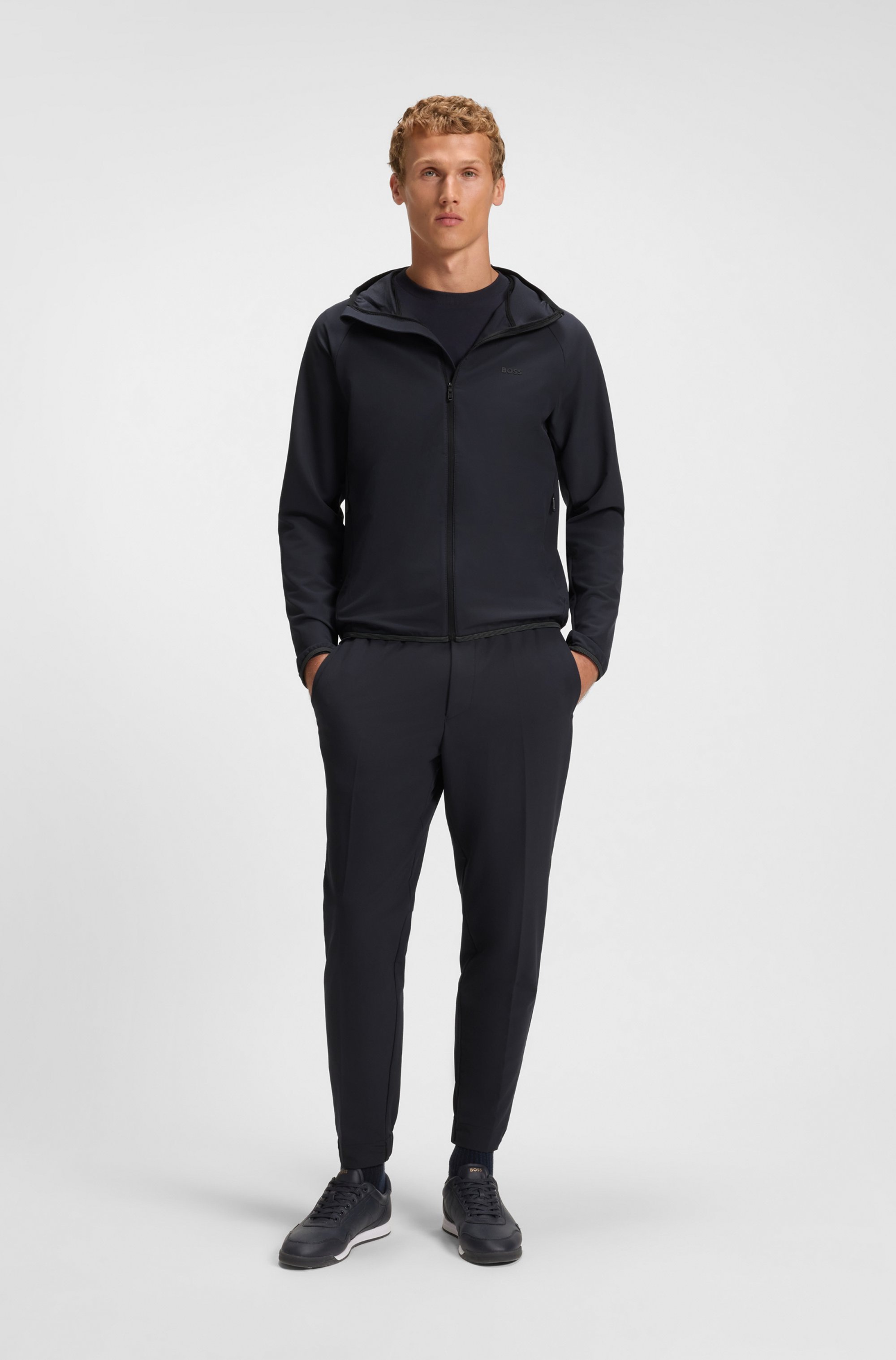 BOSS GREEN Funktionsjacke »L Commuter« mit Kapuze wasserabweisend Funktionsjacke mit gummiertem Label 4 Wege Stretch