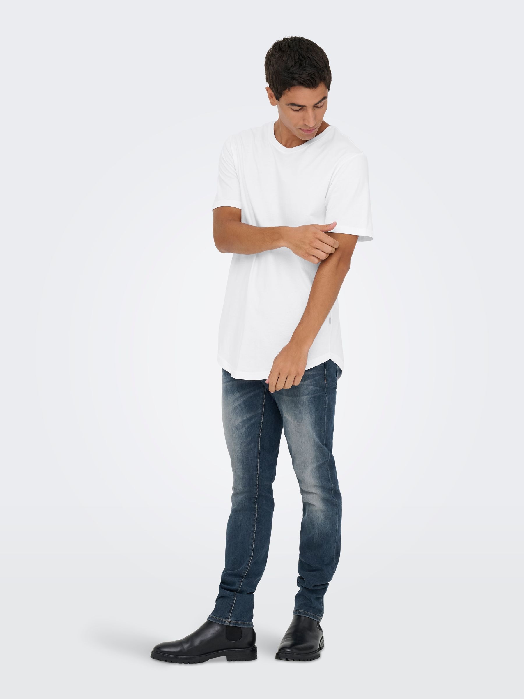 ONLY & SONS Rundhalsshirt »ONSMATT LONGY SS TEE 3-PACK« Packung, 3 Stk. Baumwolle, lang geschnitten