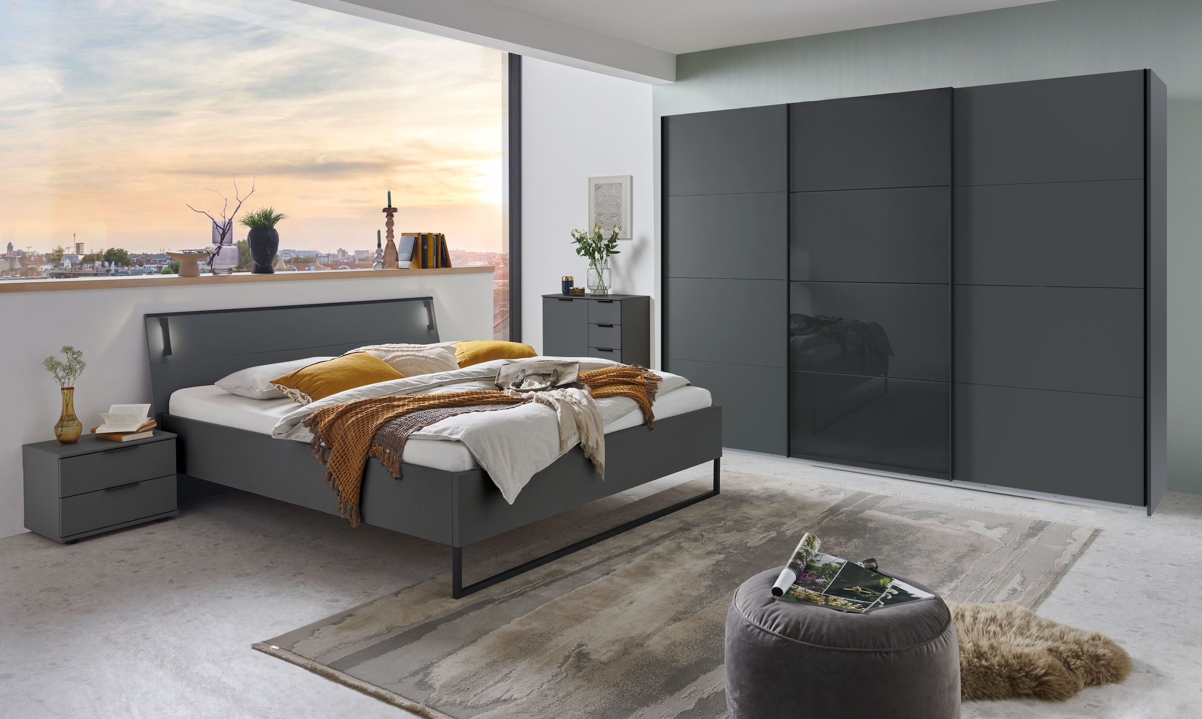 Wimex Kleiderschrank »Tilburg, Metallgriffe, Made in Germany«, (Breite 270cm wahlweise mit 2 oder 3 Türen), mit Schwebetüren, jeweils 1 Glaselement, 180, 225 oder 270cm breit