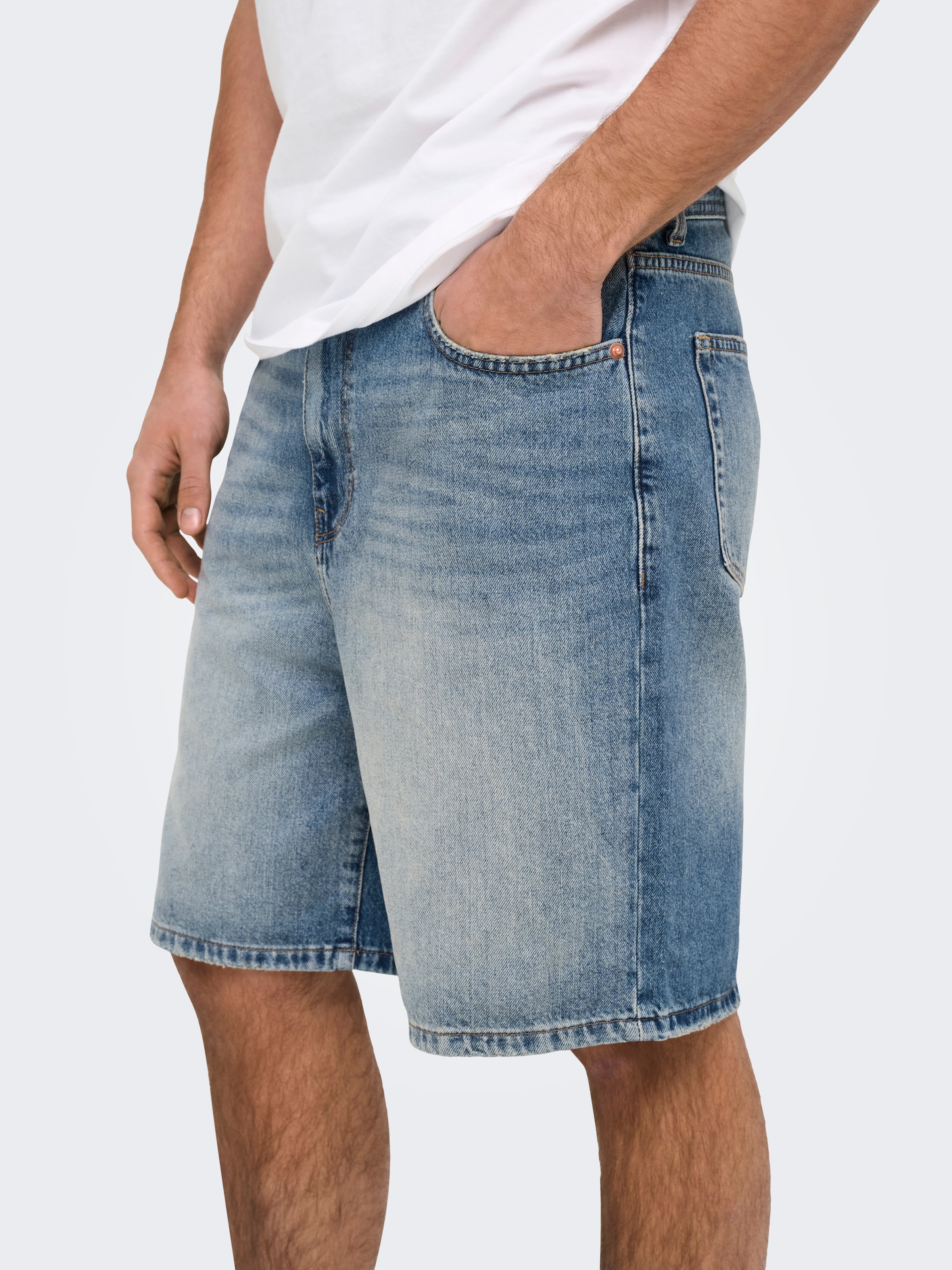 ONLY & SONS Short en jean »ONSFADE MB TINT 9085 TAI DNM SHORTS NOOS« coton, coupe ample