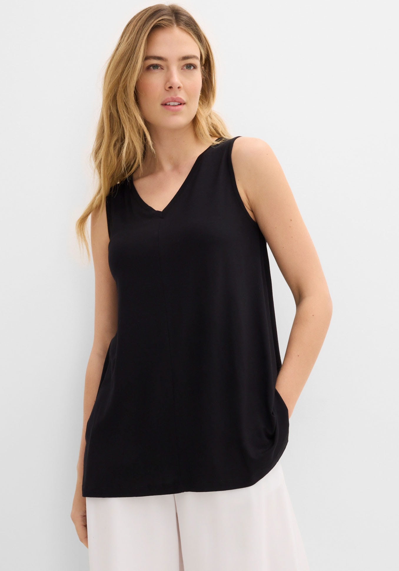 Image of bonprix Longtop A-Linie, V-Ausschnitt, aus Viskose und Elasthan