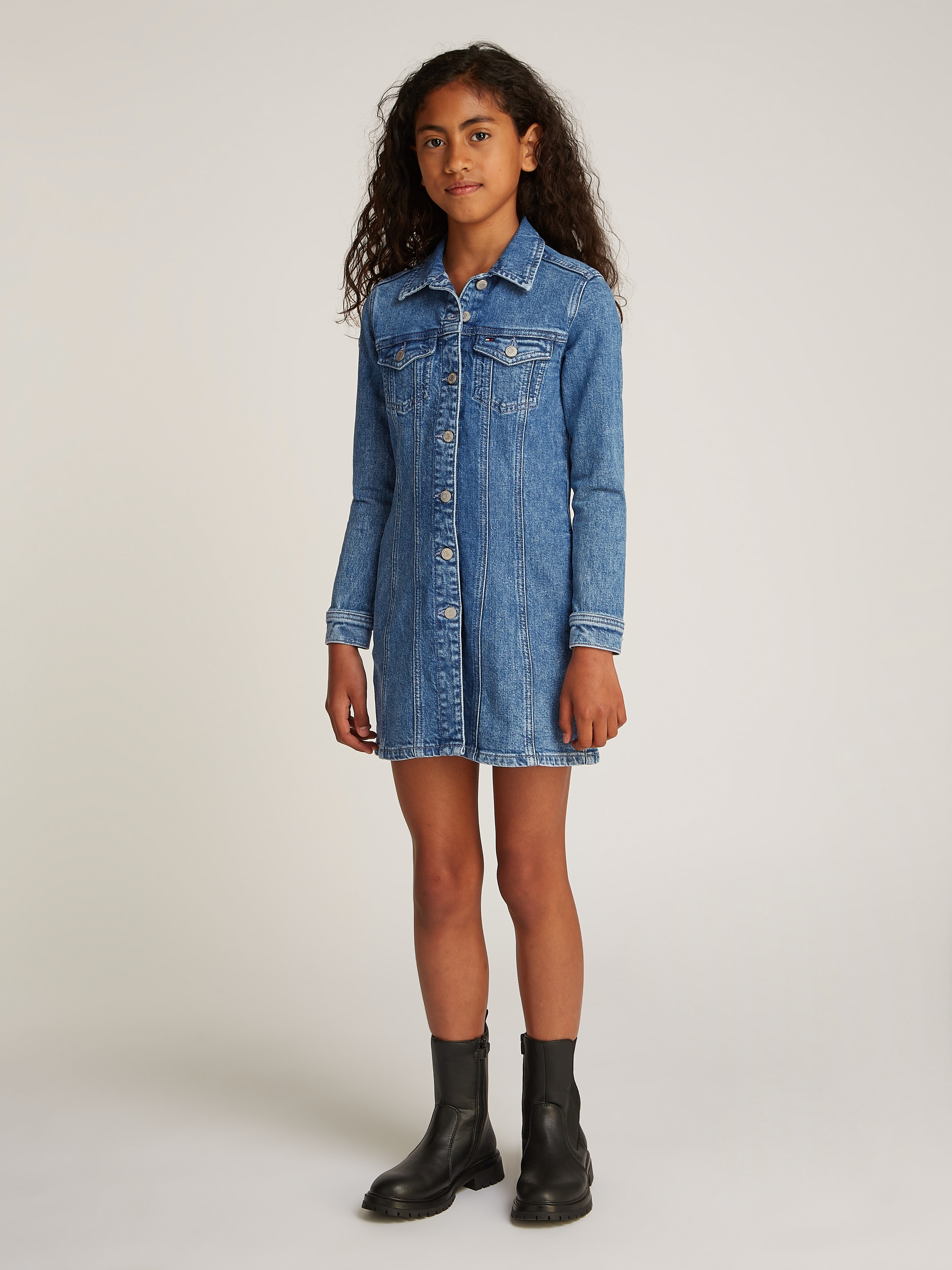 Image of Tommy Hilfiger Jeanskleid "DENIM DRESS LS" Brusttaschen mit Brusttaschen, in blauer Waschung