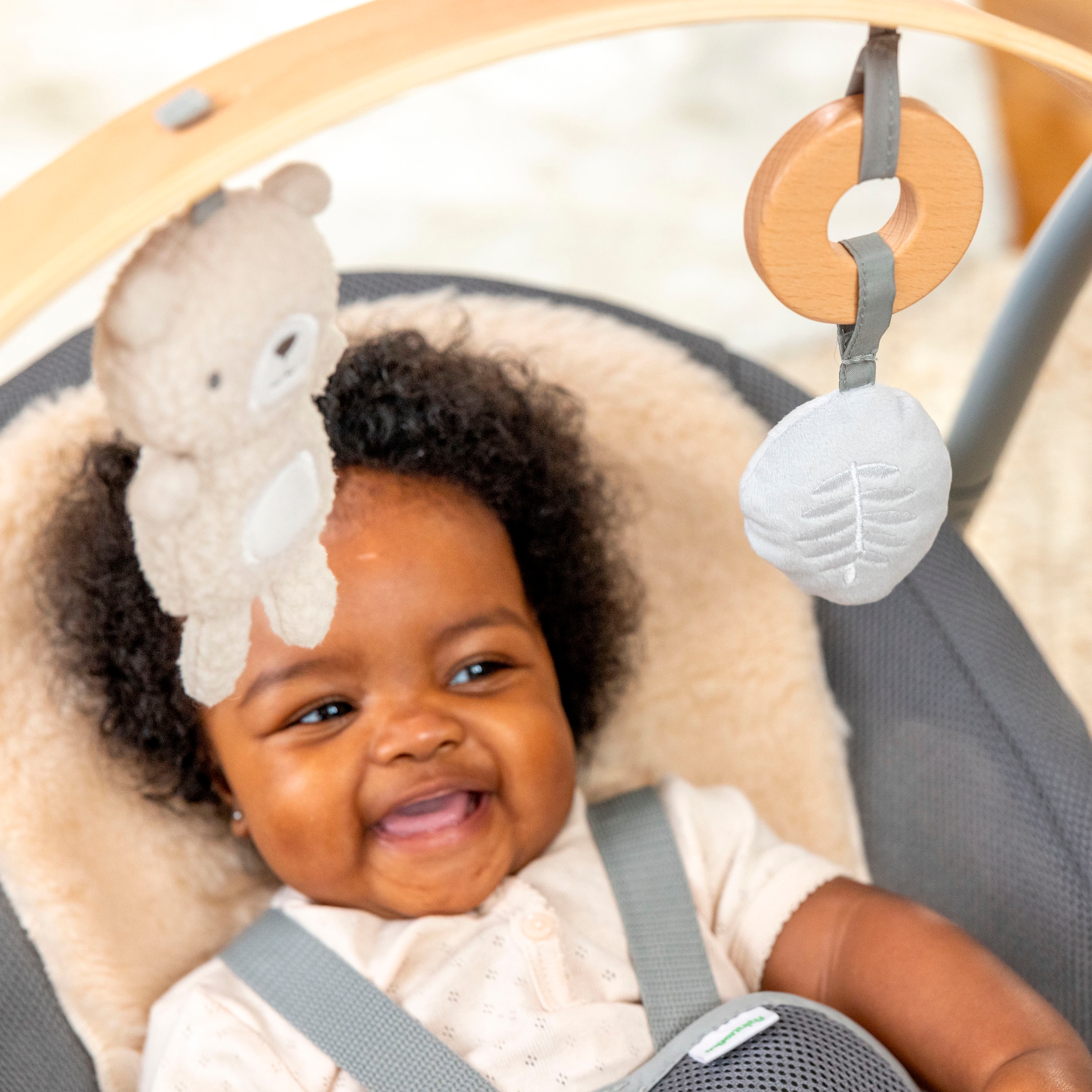 ingenuity Babywippe »Every Season™ Swing 'n Go Portable Swing™ - Wesley™« bis 9 kg mit Musik und Geräuschen