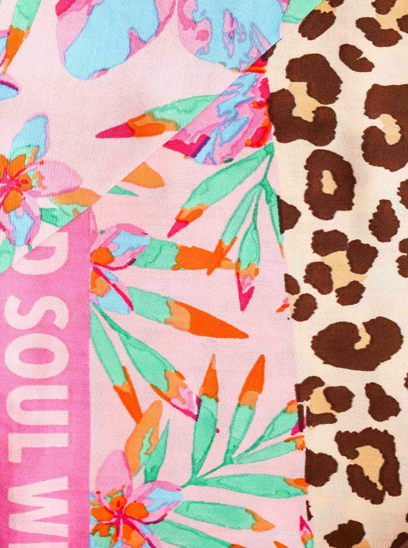 Zwillingsherz Modetuch »"Wild Jungle"«, mit Tasseln, buntem Blumenmuster und Leo Schrift