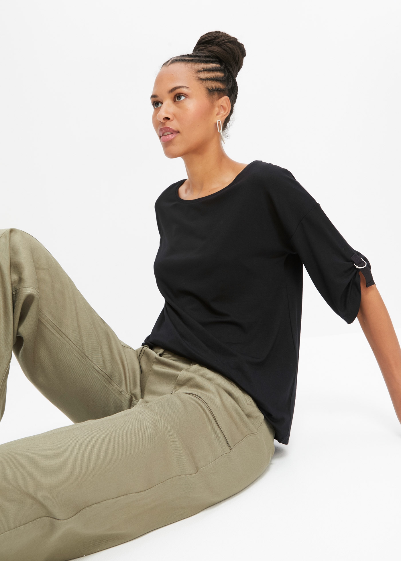 bonprix T-Shirt lockere Passform, Halbarm mit Deko-Detail