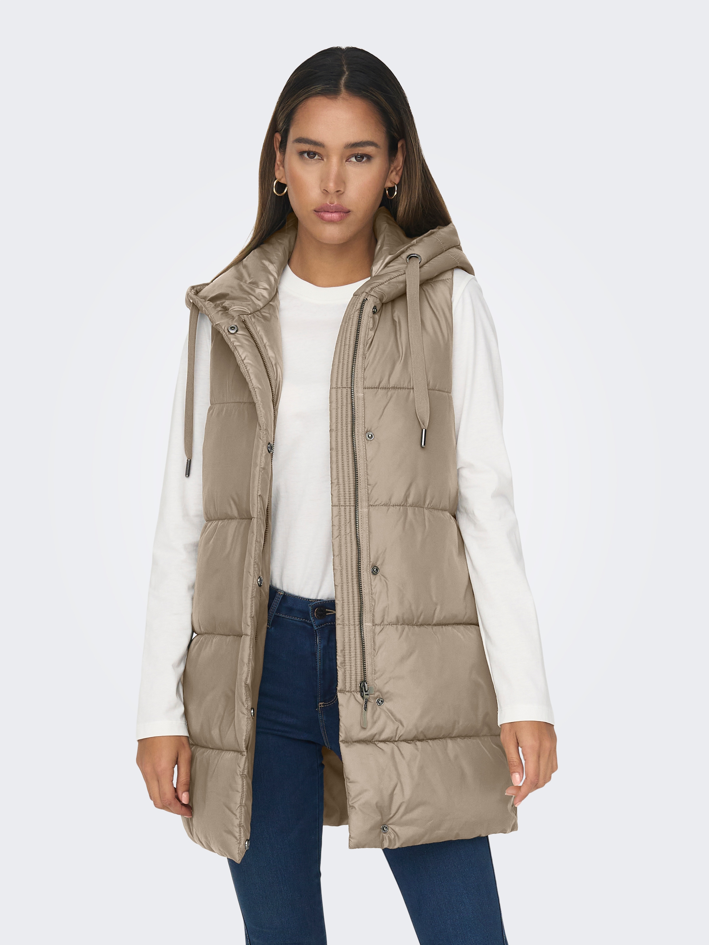 Image of ONLY Steppweste "ONLASTA – Lange Steppweste mit Kapuze für kalte Tage" regular fit, modisch, Web, Polyester, Kapuze