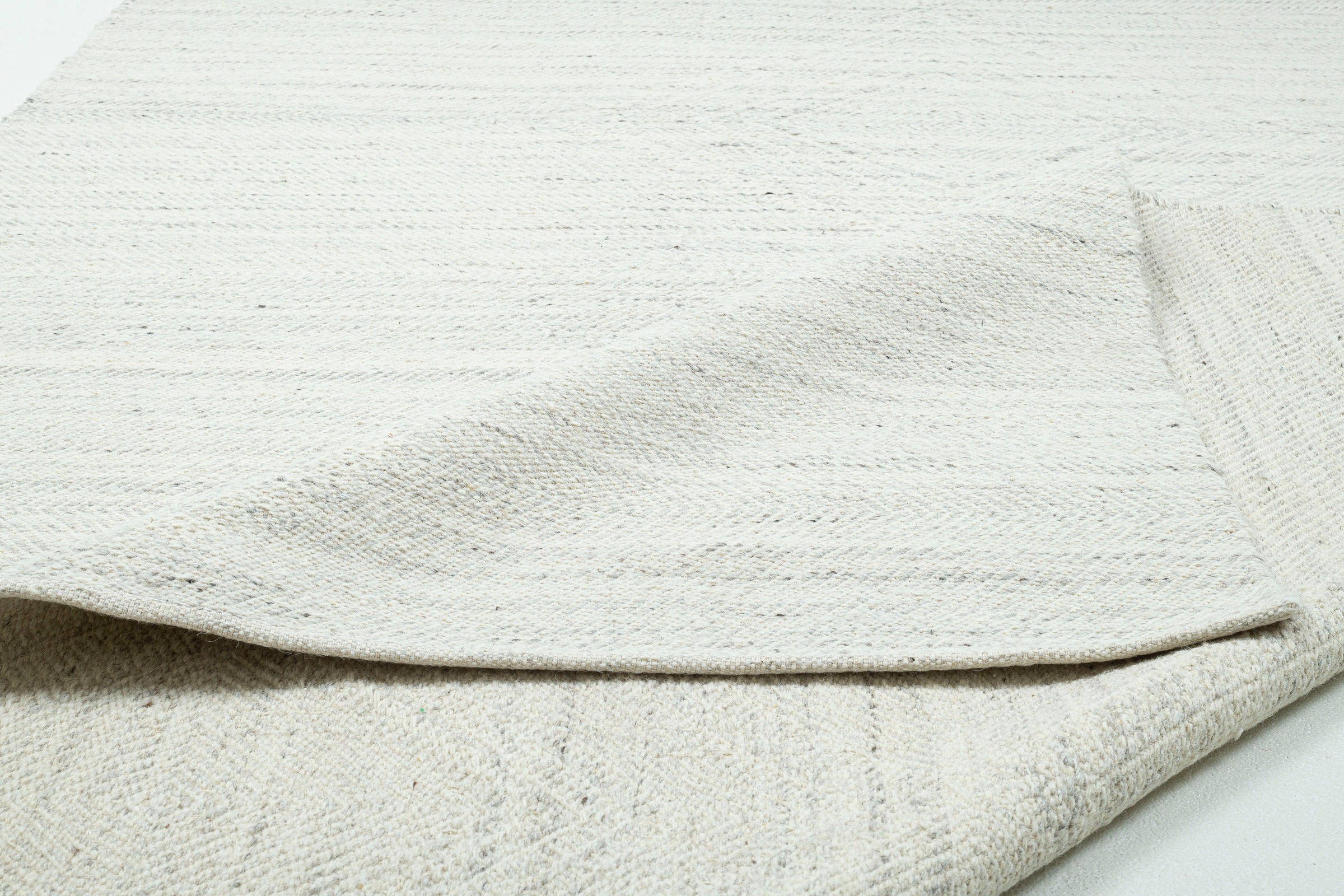 THEKO Tapis en laine »Molde - 14003« Rectangulaire 5 mm Höhe reine Wolle, handgewebt, Scandi, Rauten Muster, mit Fransen