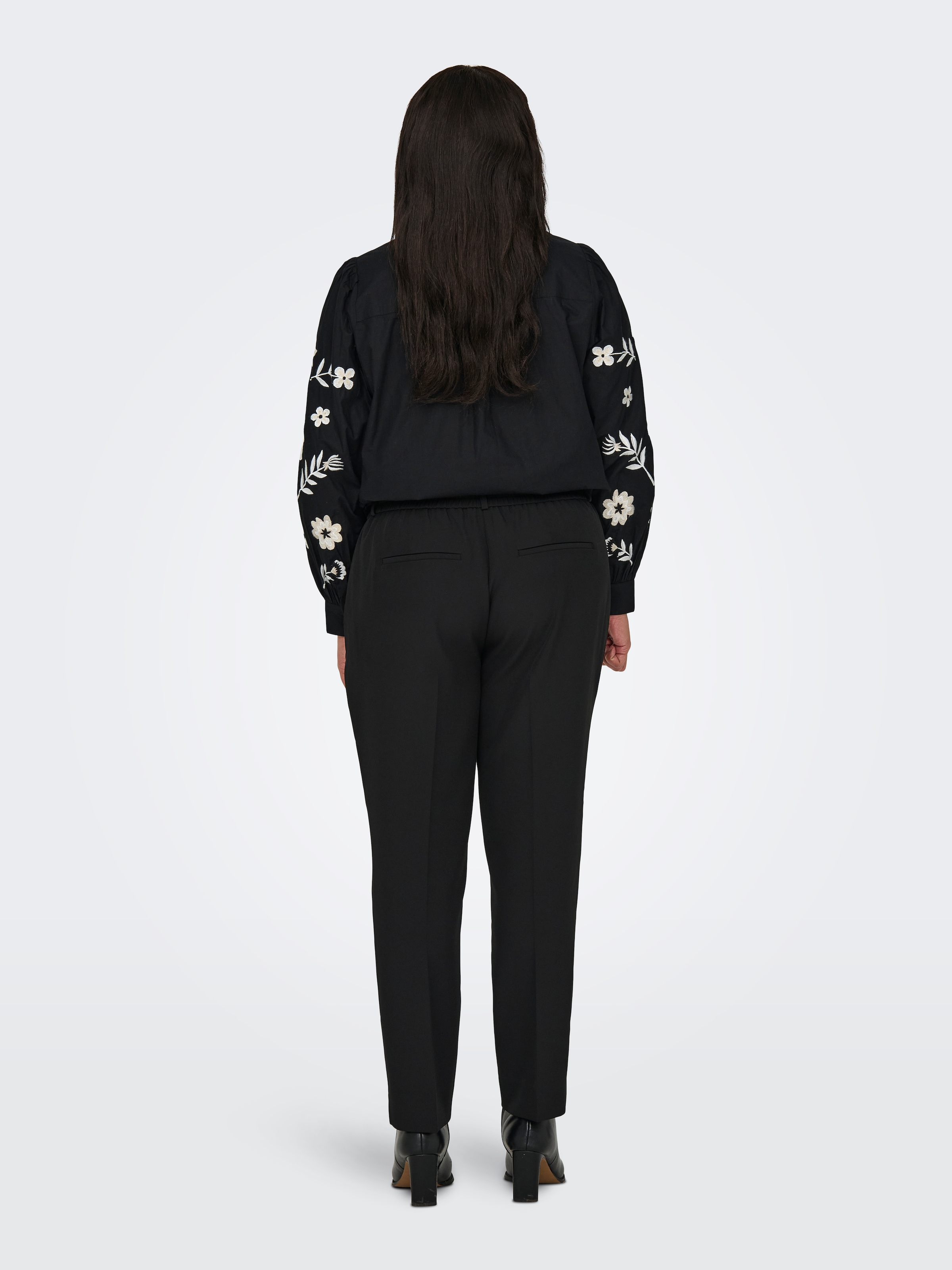 ONLY CARMAKOMA Pantalon de costume »CARVERONICA-ELLY LIFE HW PANT TLR NOOS«