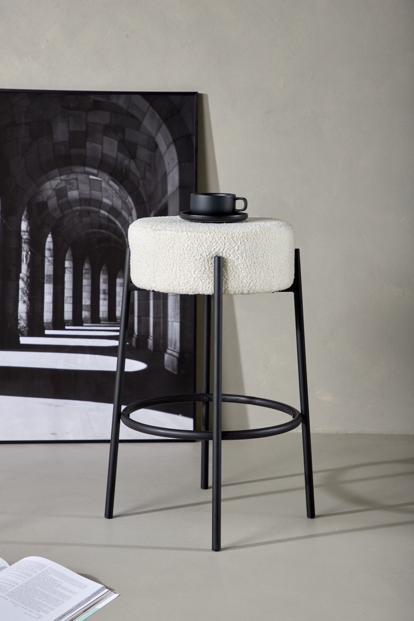 Venture Home Barhocker »Tucson, Barhocker in Bouclé, hohe Sitzfläche, belastbar bis 150 kg« Tresenstuhl, Bouclé-Bezug, Stahlbeine, Fussstütze, modern