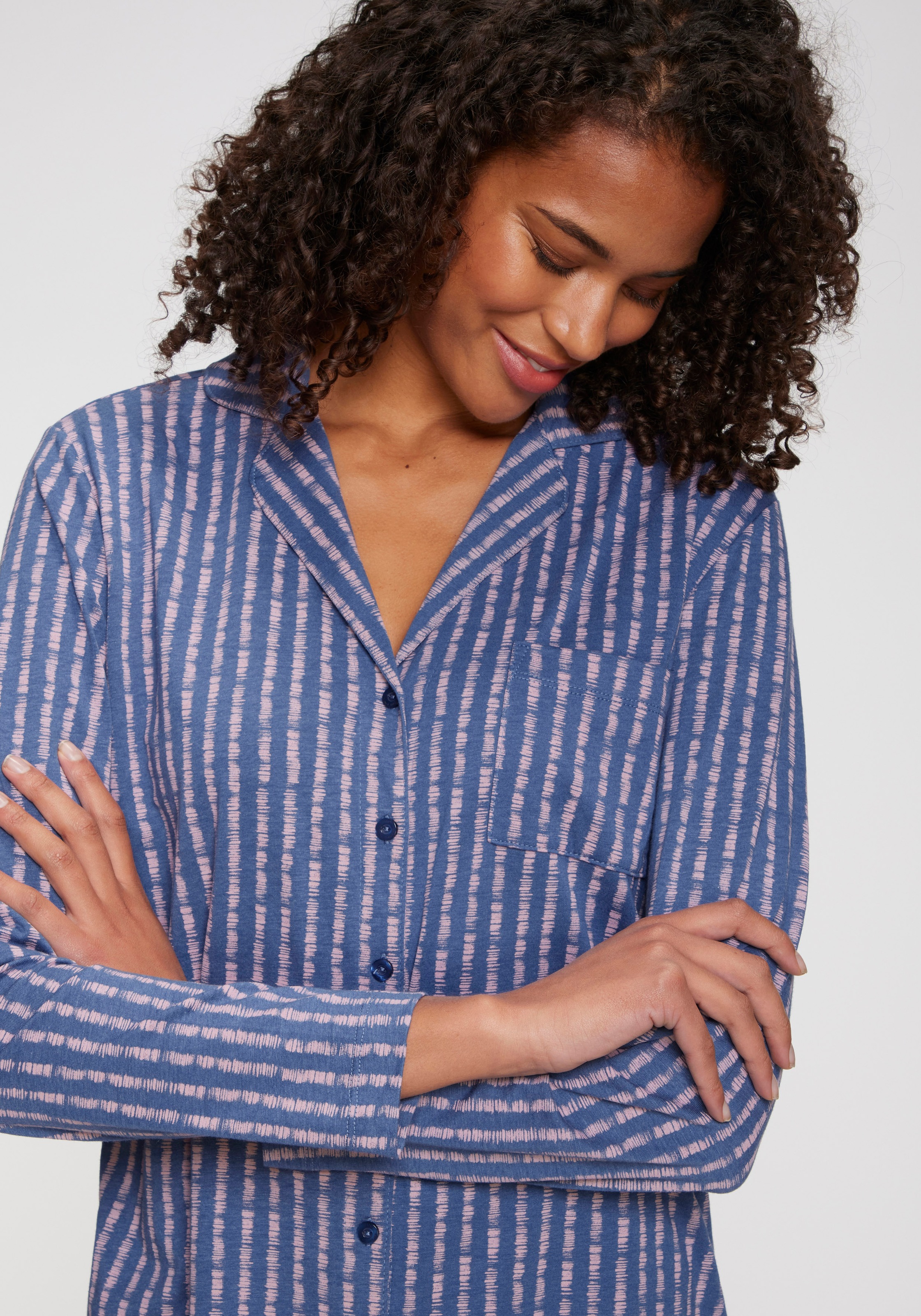 Vivance Dreams Pyjamaoberteil, mit schönem Allover-Muster