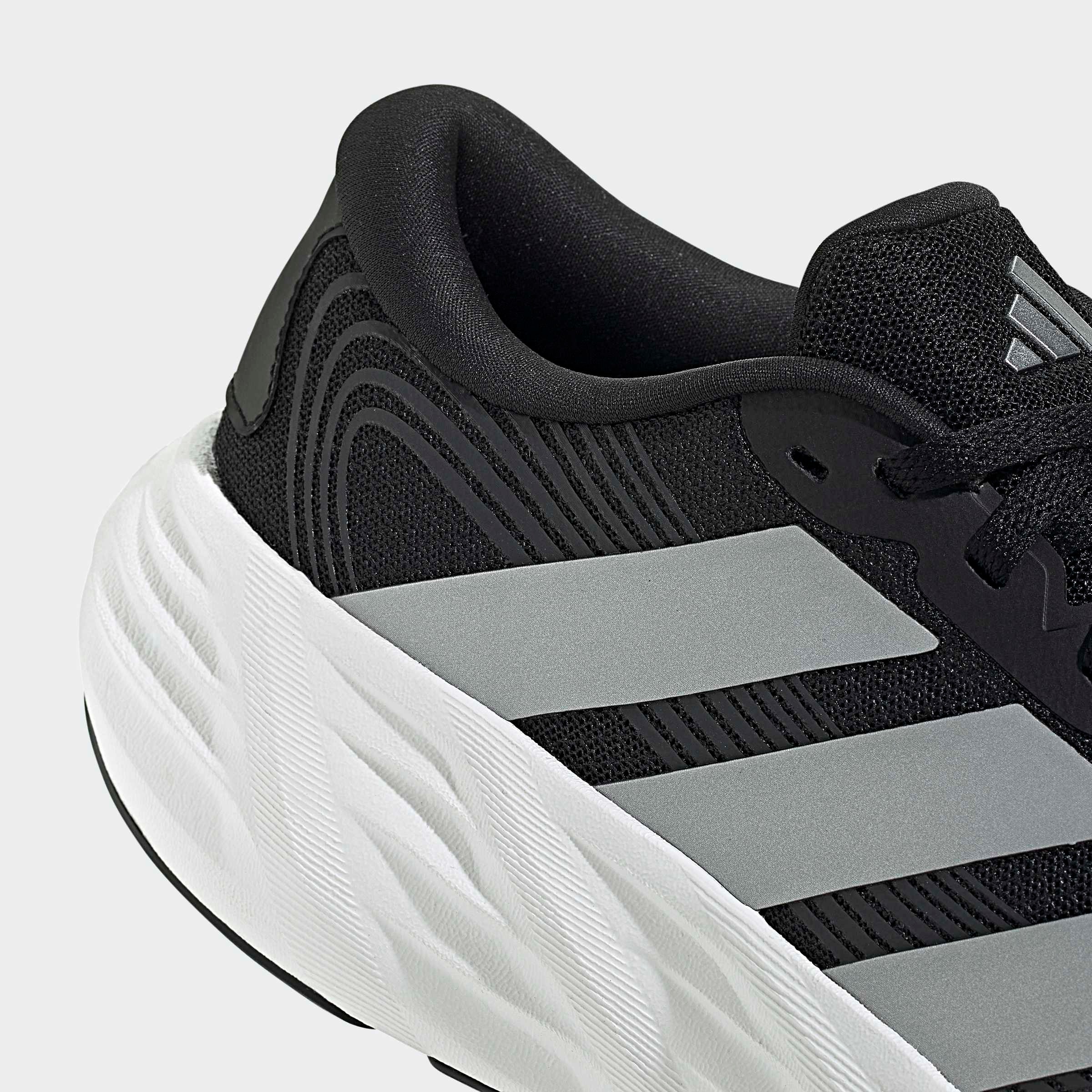 adidas Performance Chaussure de course »GALAXY 8«  coupe large