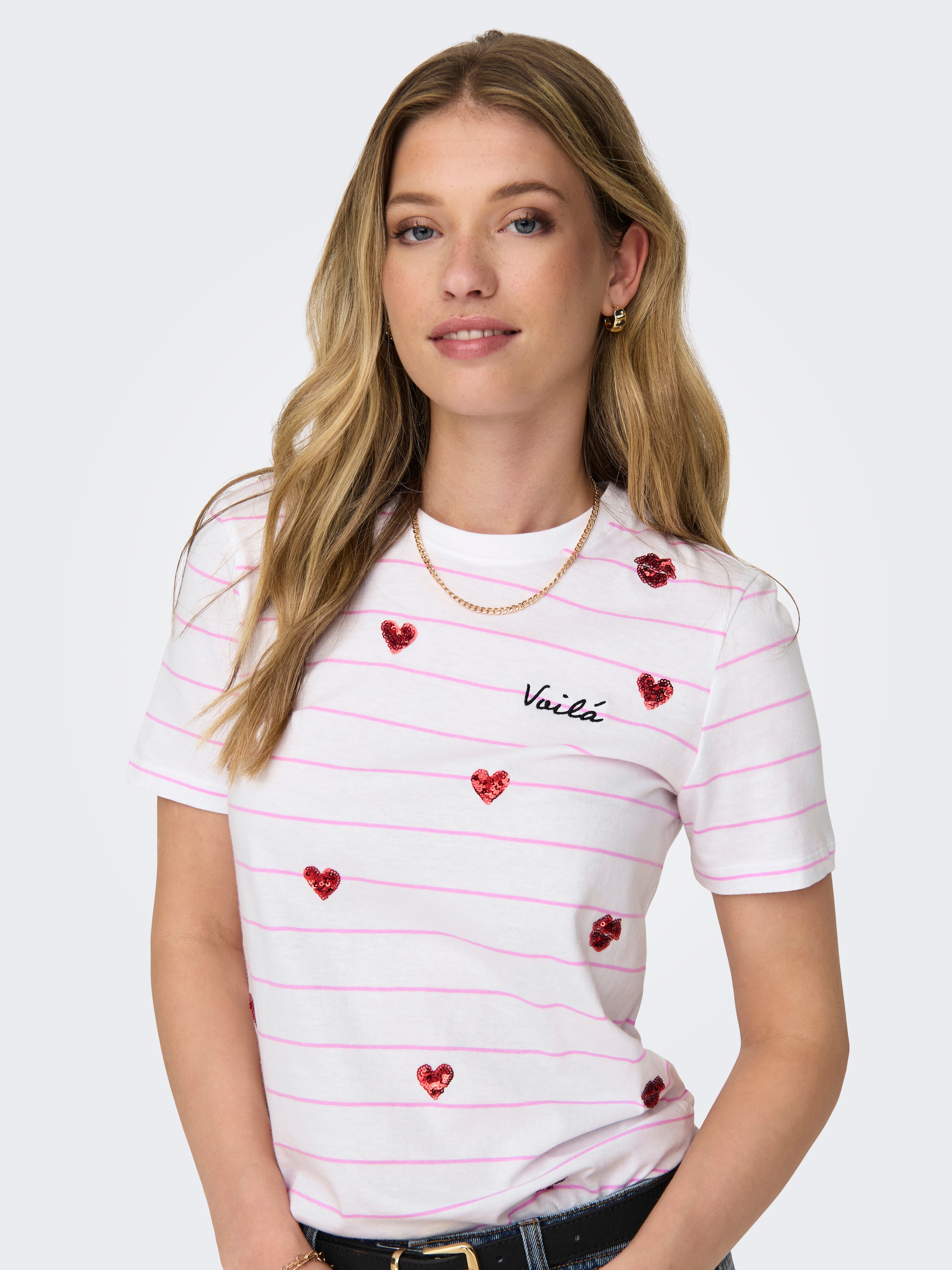 ONLY T-shirt »ONLKITA LIFE REG S/S HEART TOP BOX JRS«