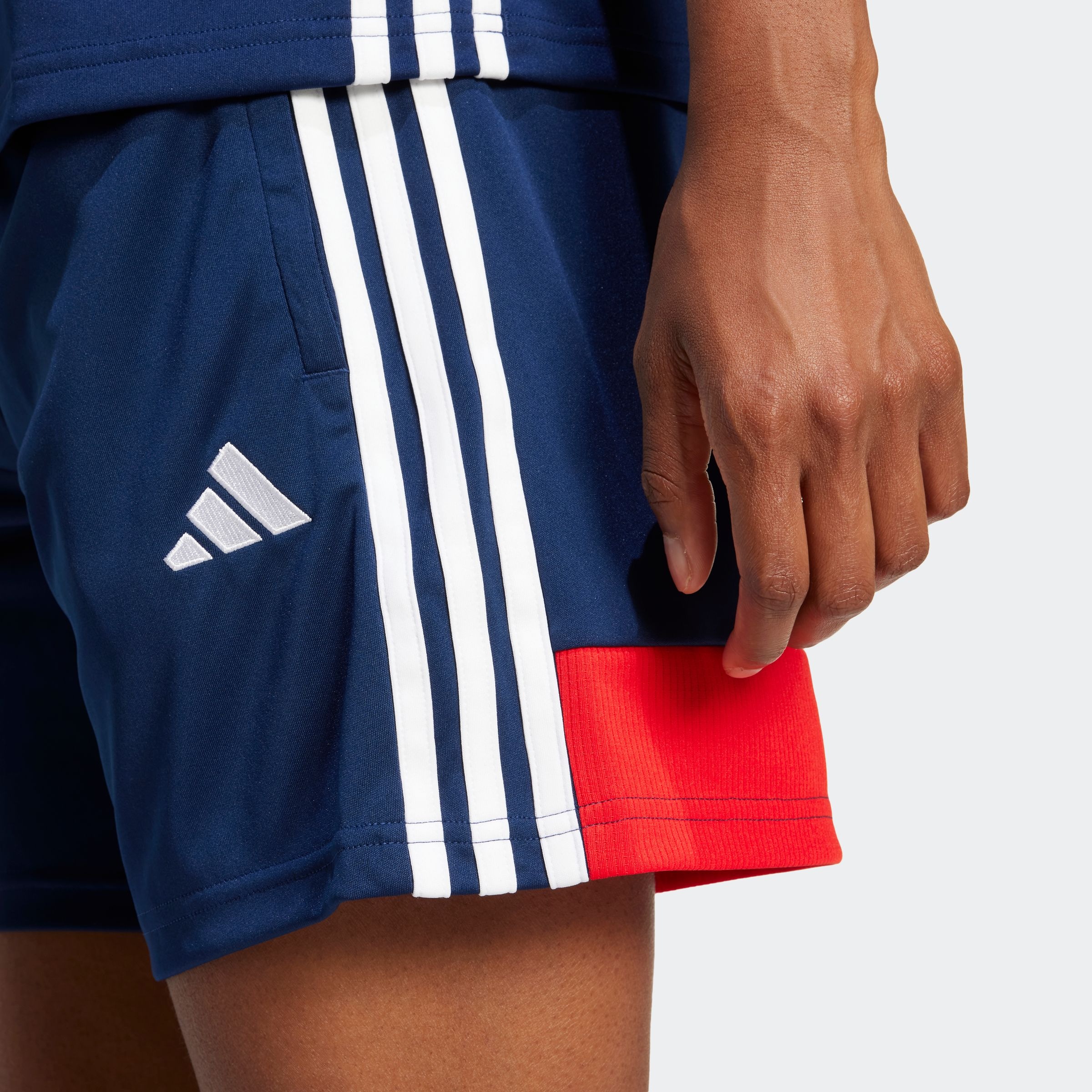 adidas Performance Trainingsshorts »TIRO ES SHO W«, (1 tlg.)