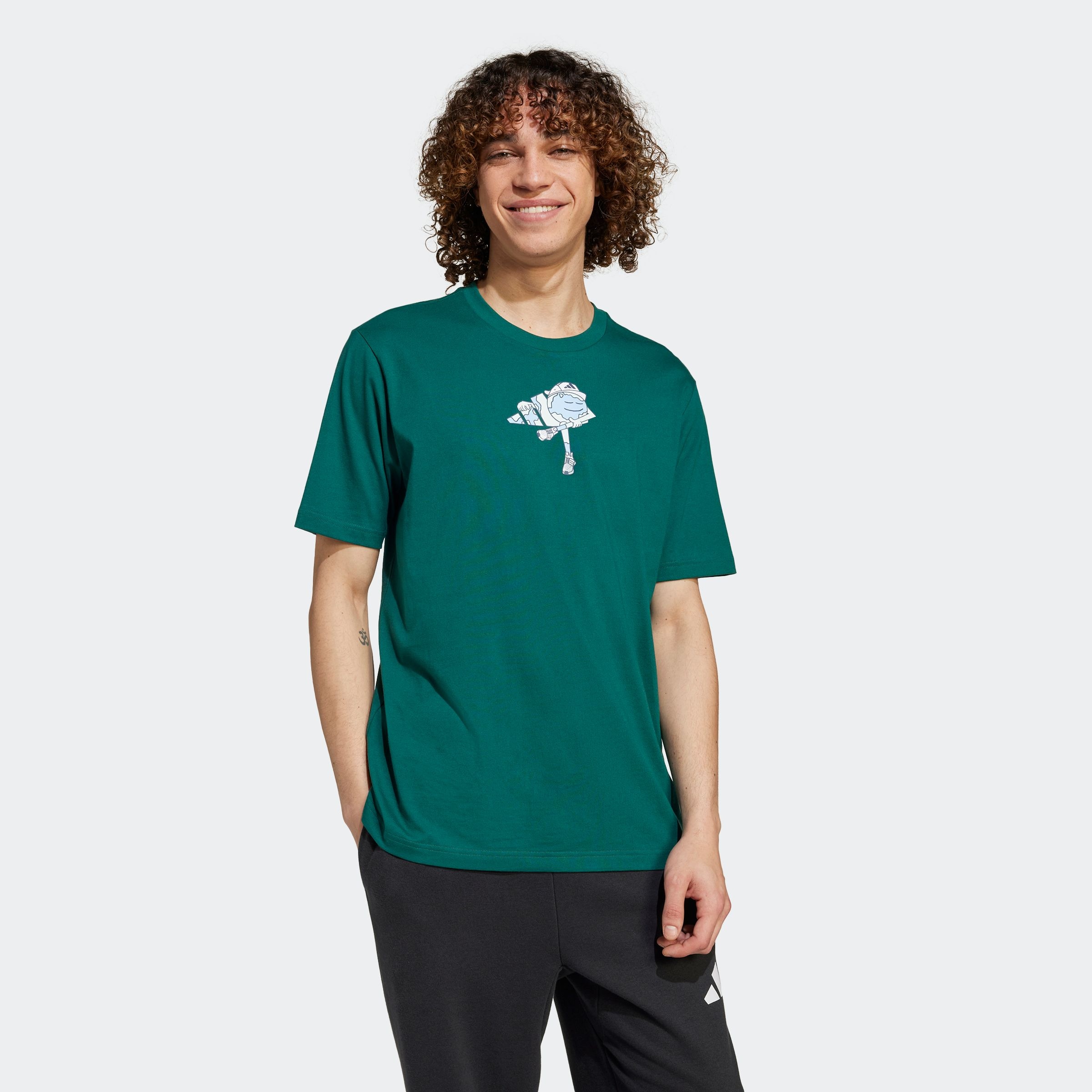 Image of adidas Sportswear T-Shirt "M C EARTH TEE" für Laufen und sportliche Aktivitäten, sportlicher Stil, Kurzarm