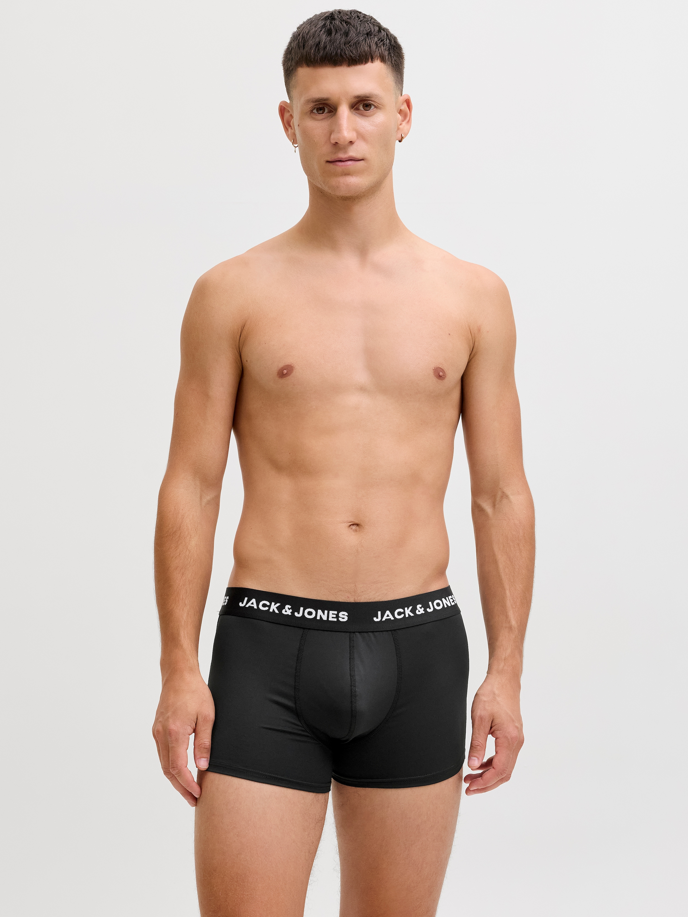 Jack & Jones Boxers »JACBASE Microfiber mit Gummibund, perfekter Passform, im 3er-Pack«, 3 cuis eng anliegend, Single Jersey, Polyester
