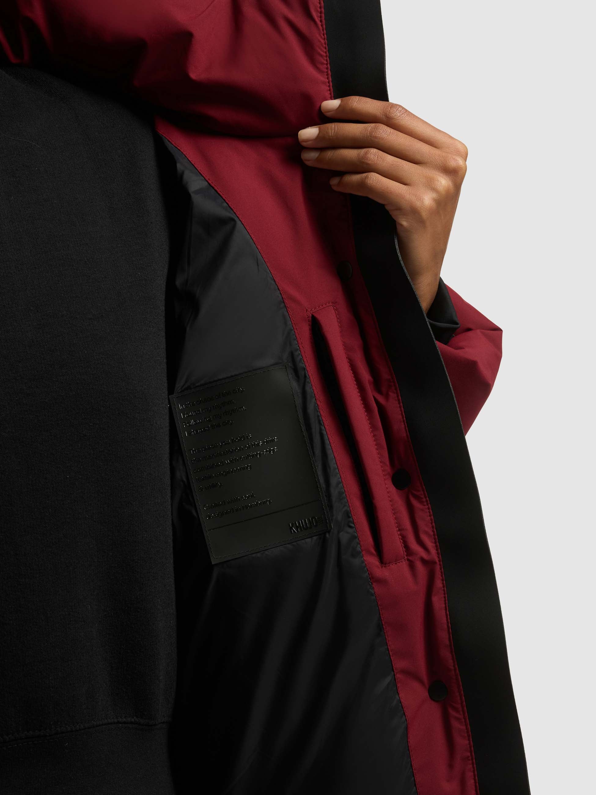 khujo Steppjacke »DEVINA3 MATT« mit Kapuze Taschenbeutel mit Fleece