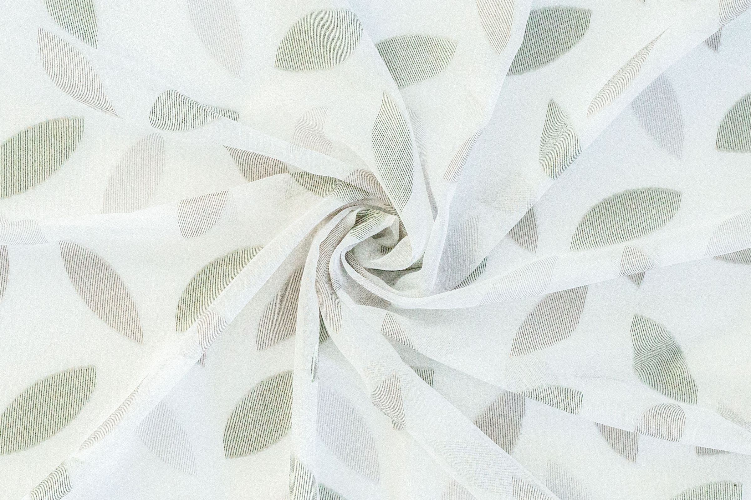 HOMING Gardine »Keela«, (1 St.), Blätter, floral, Blumen, Wohnzimmer, Schlafzimmer, transparent