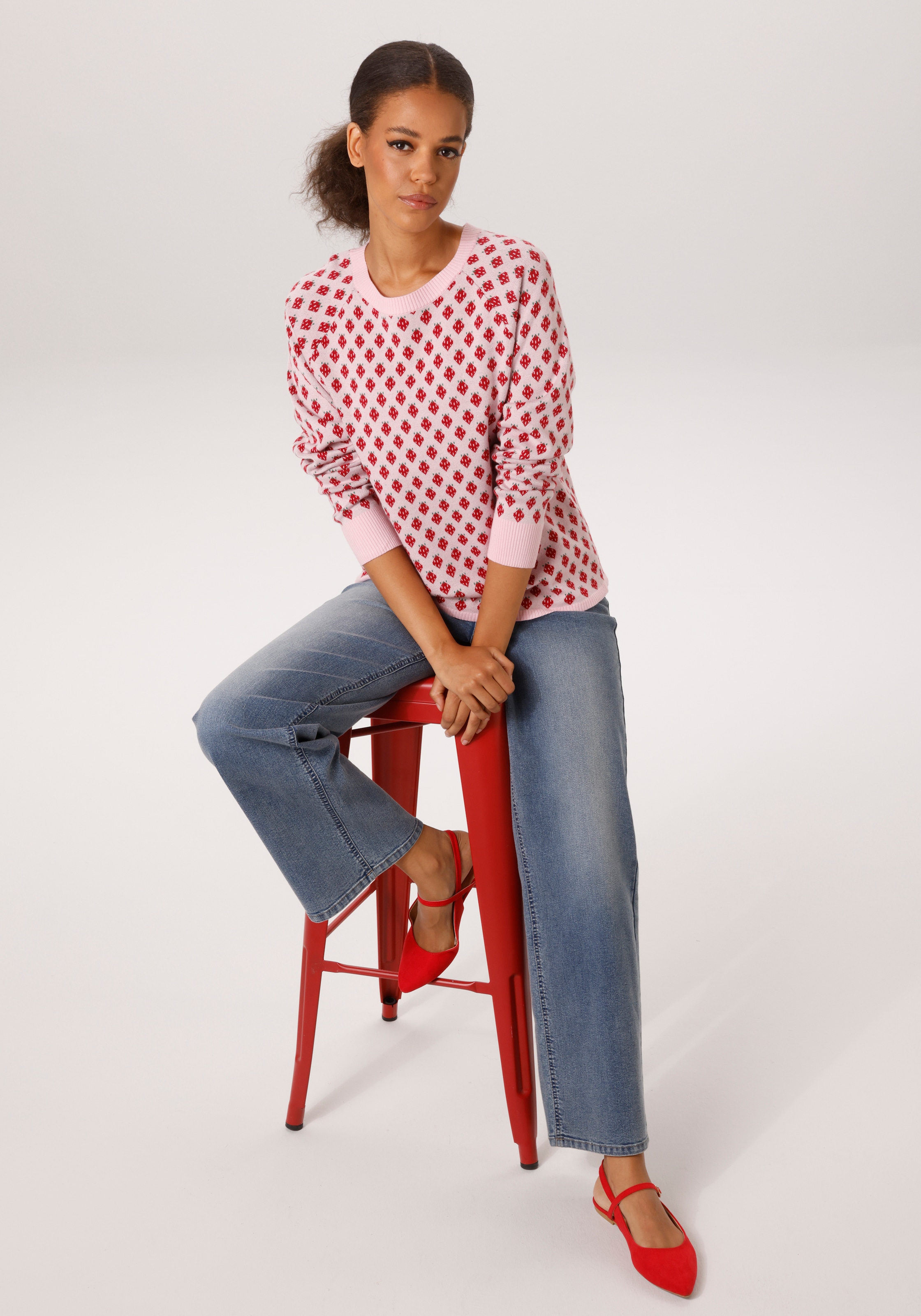 Aniston CASUAL Strickpullover mit eingestrickten, grafischen Erdbeeren - NEUE KOLLEKTION