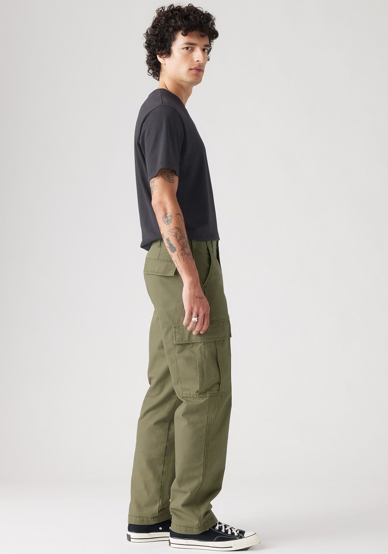 Levi's® Cargohose »XX CARGO STRAIGHT«, Gesäss- und Cargo- Taschen mit Patten