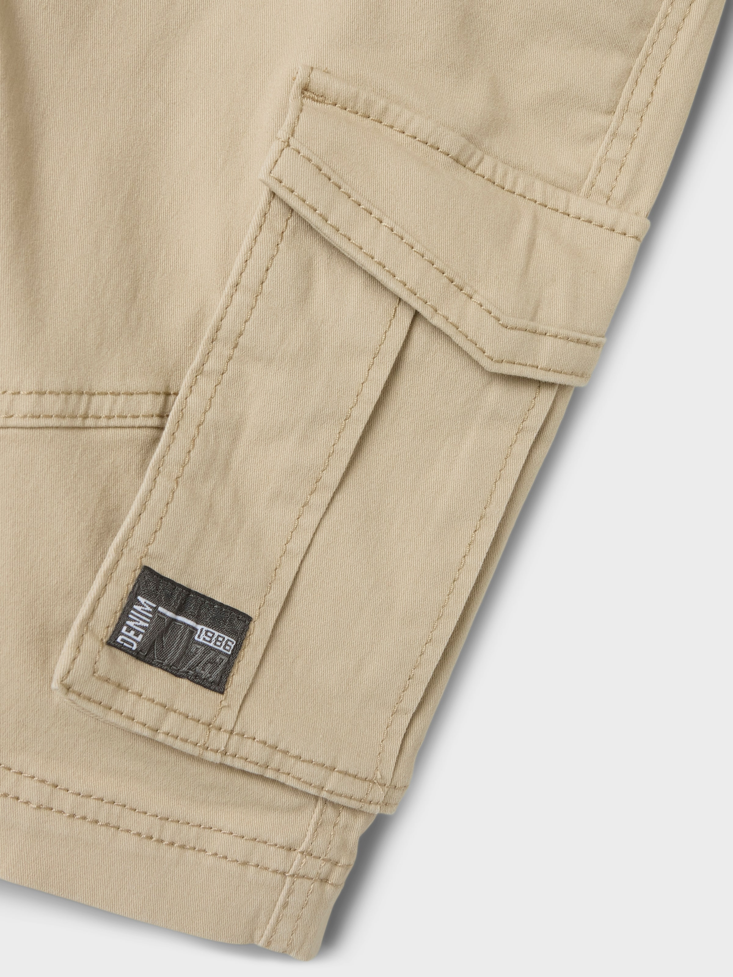 Name It Cargobermudas »NKMRYAN REG TWI L SHORTS 6776-BA NOOS«