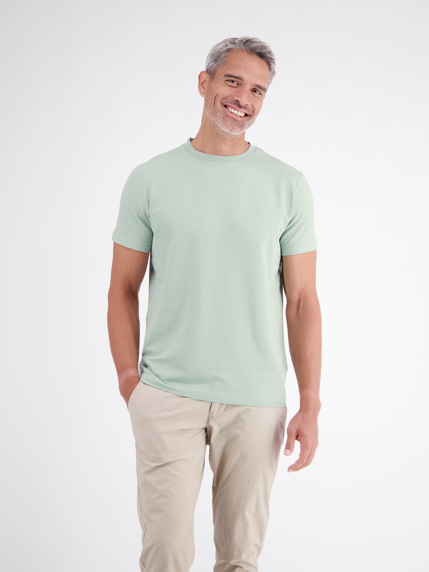 Image of LERROS T-Shirt "T-Shirt in softer Seersucker-Qualität mit bequemem O-Neck"