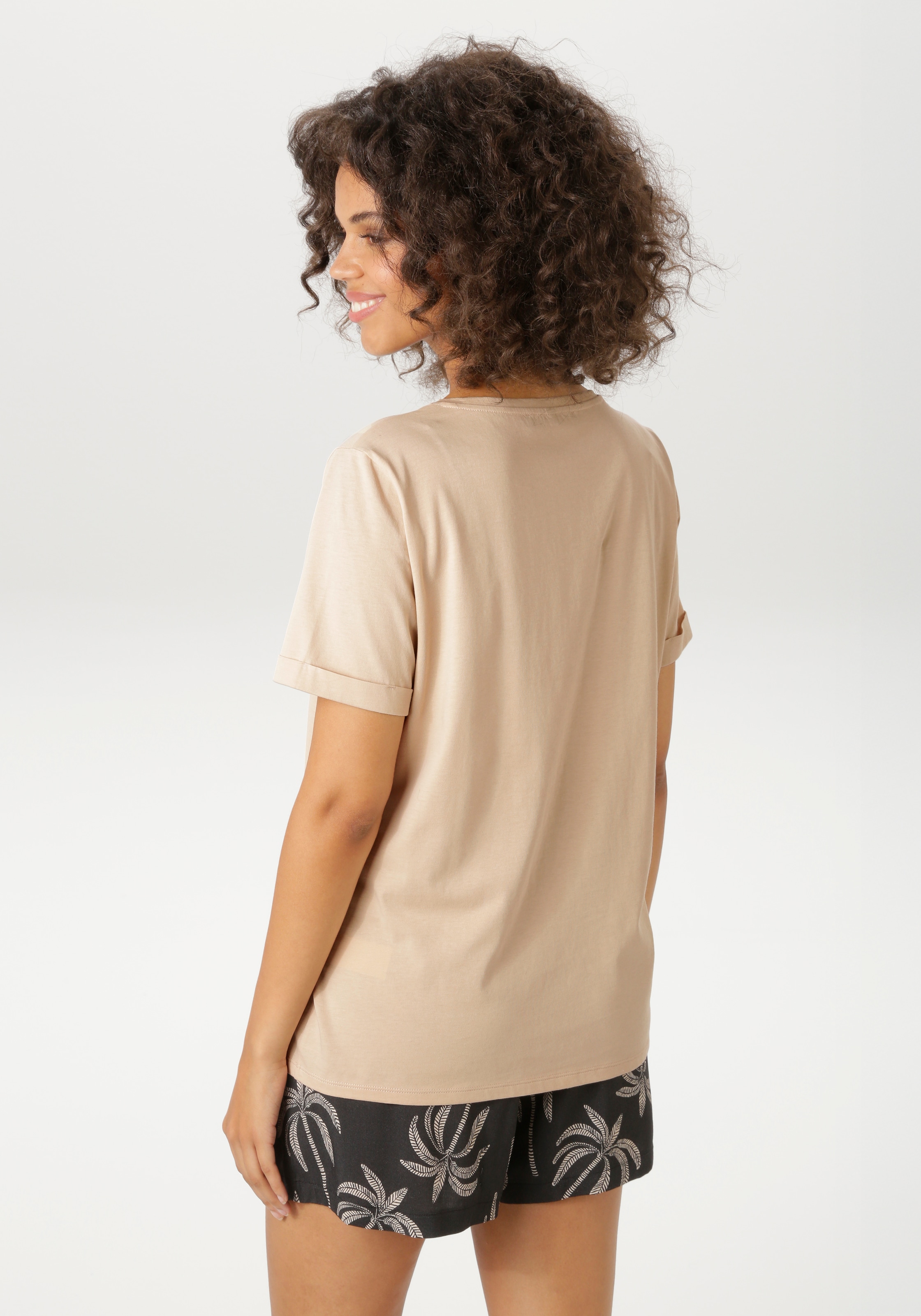 Aniston CASUAL T-Shirt mit aufgestickter Palme