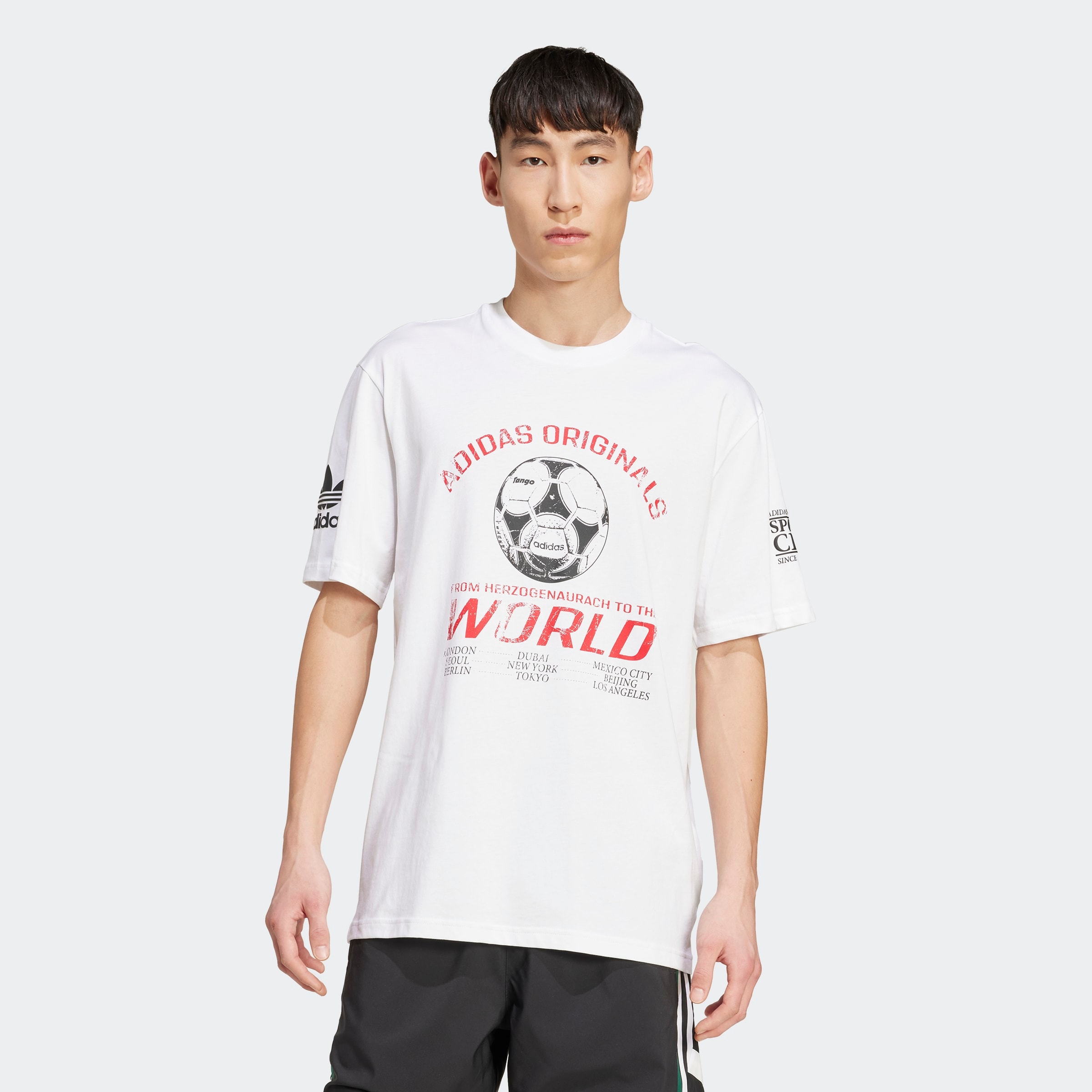 Image of adidas Originals T-Shirt "90S FOOTBALL GRAPHIC" mit Grafikprint, für sportliche Aktivitäten, aus Baumwolljersey