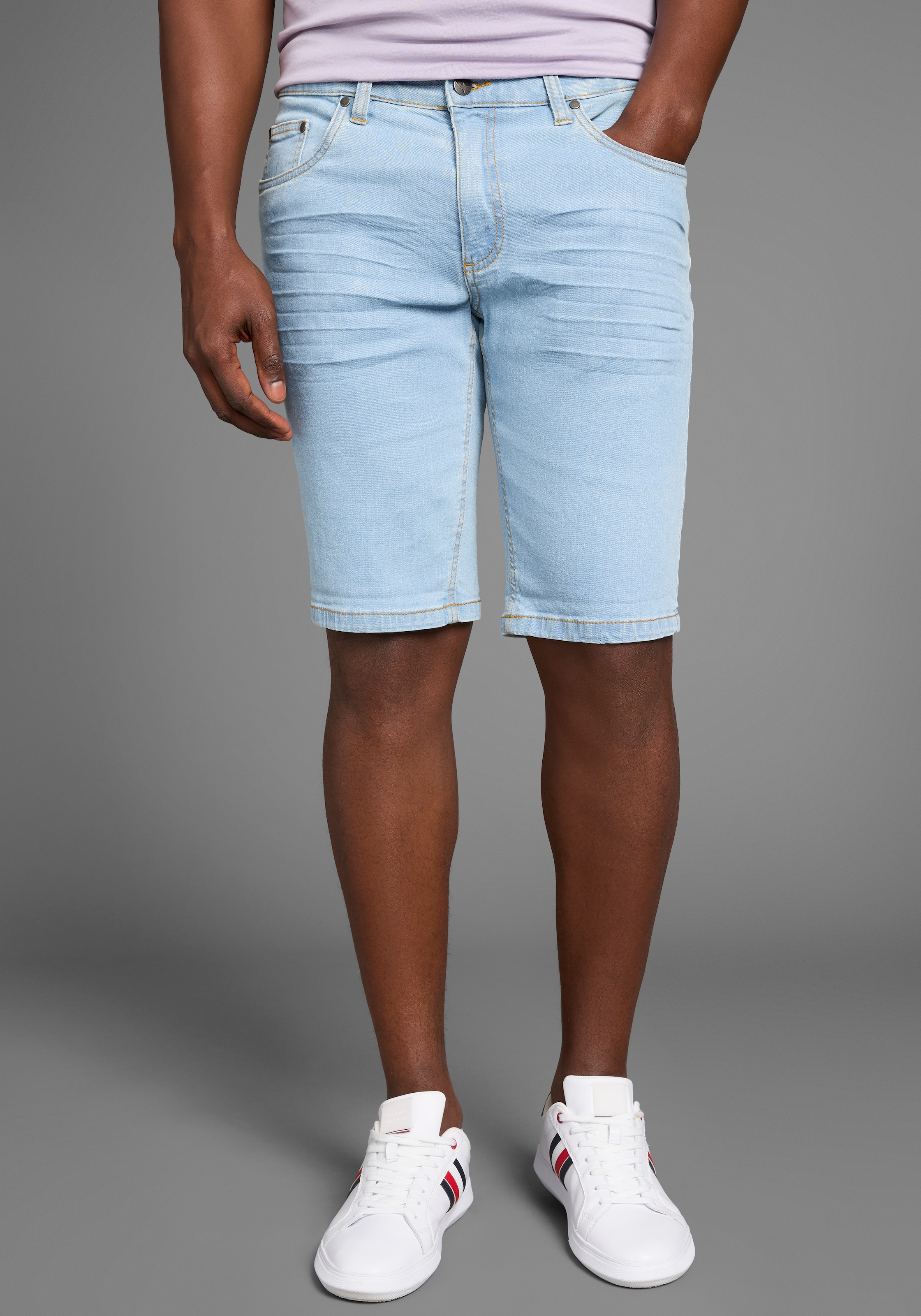 Image of Arizona Jeansshorts gerader Schnitt, niedrige Leibhöhe