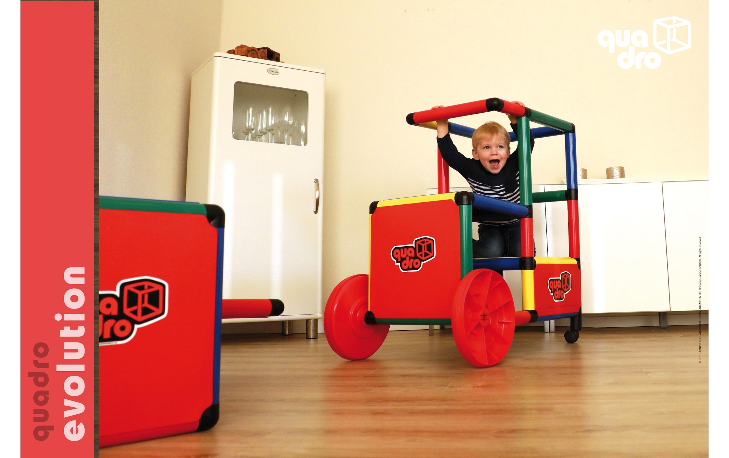 QUADRO Spielturm