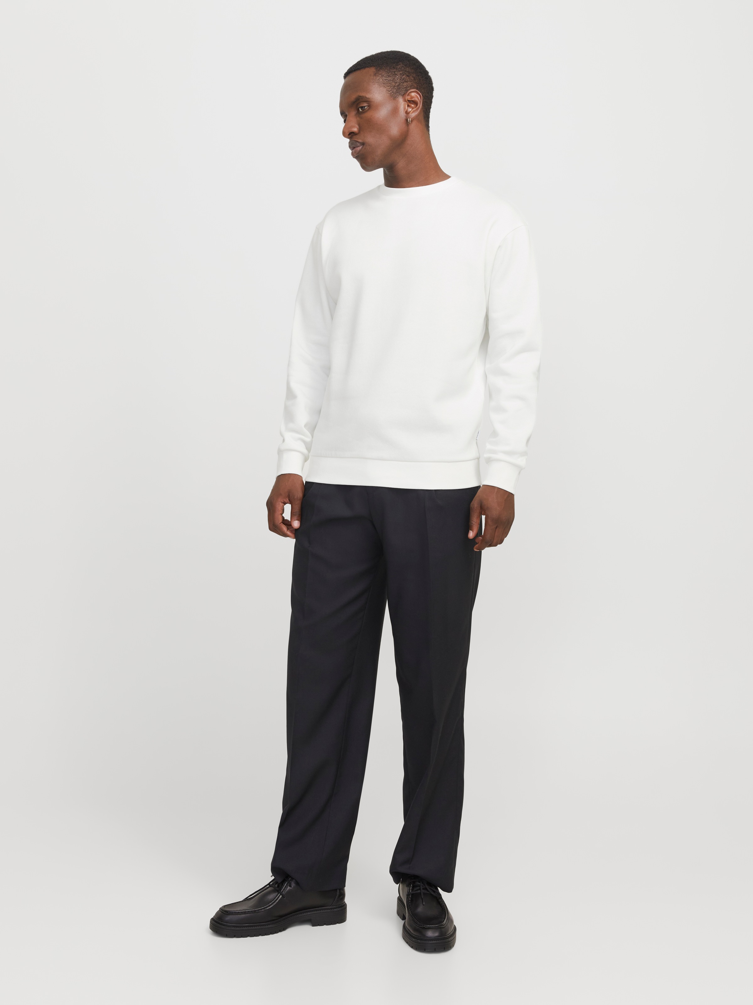 Jack & Jones Sweatshirt »JJEBRADLEY SWEAT CREW NOOS«, mit Rippbündchen